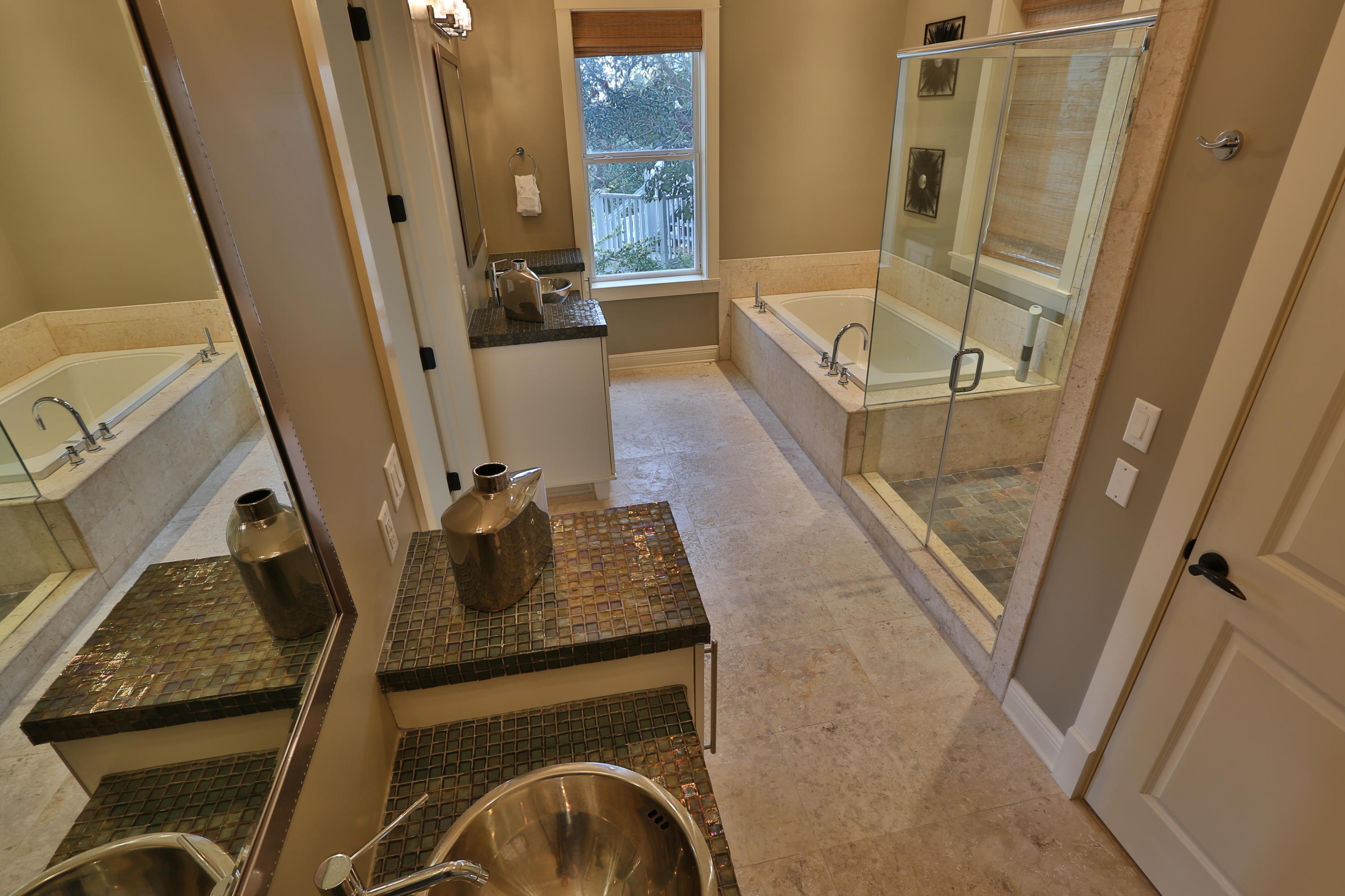 CREEKVIEW - Residential