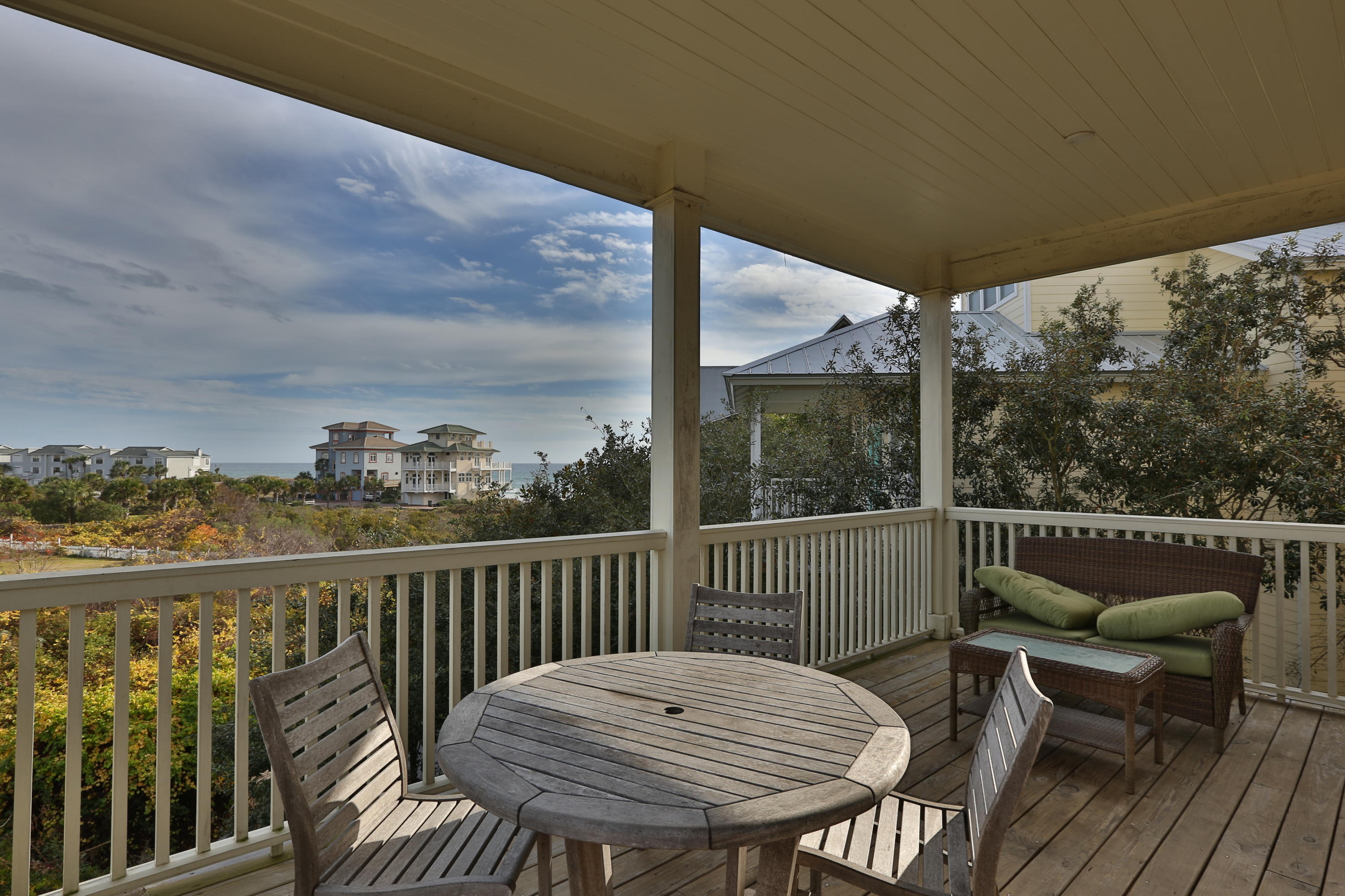 CREEKVIEW - Residential