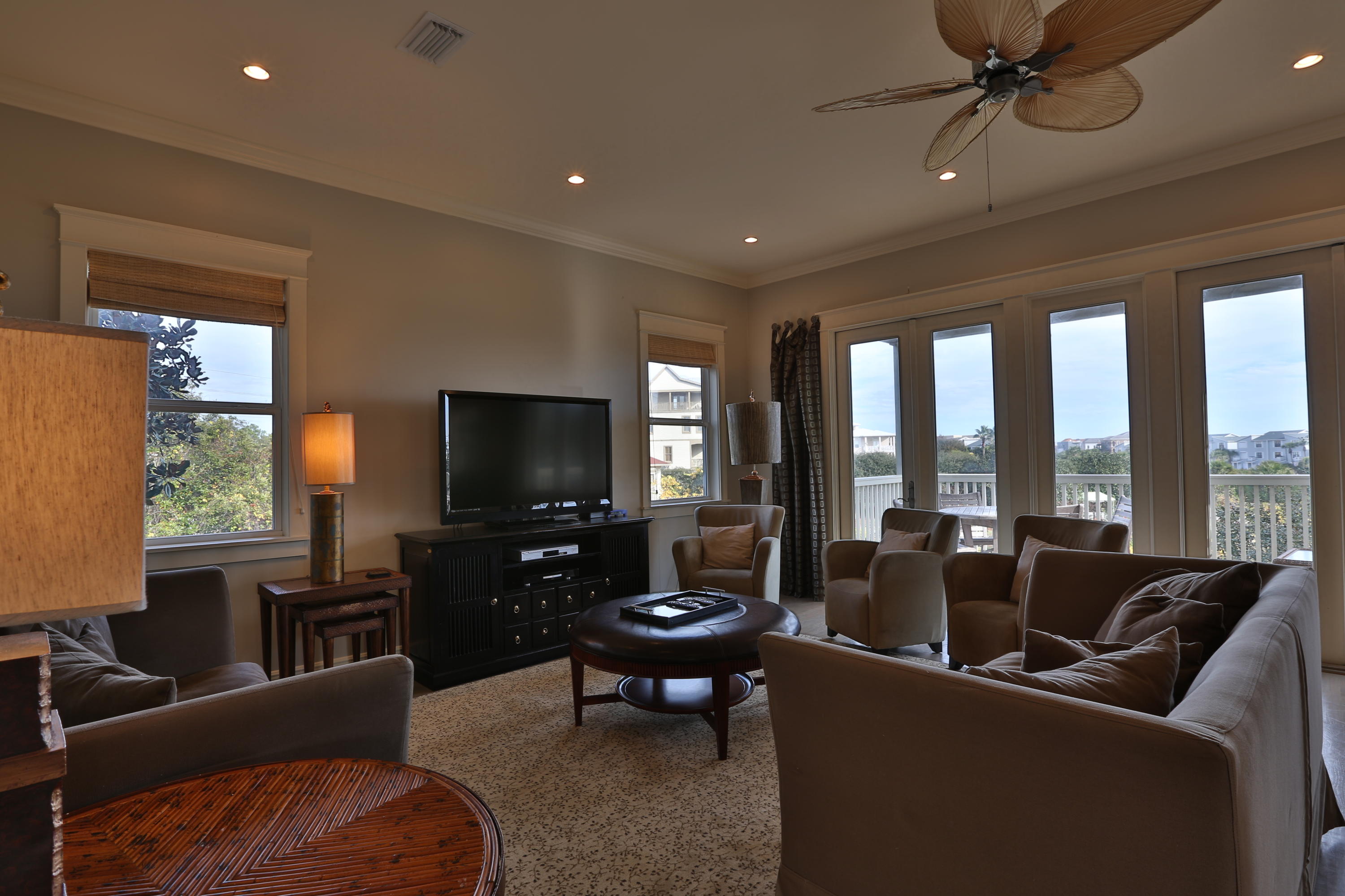 CREEKVIEW - Residential