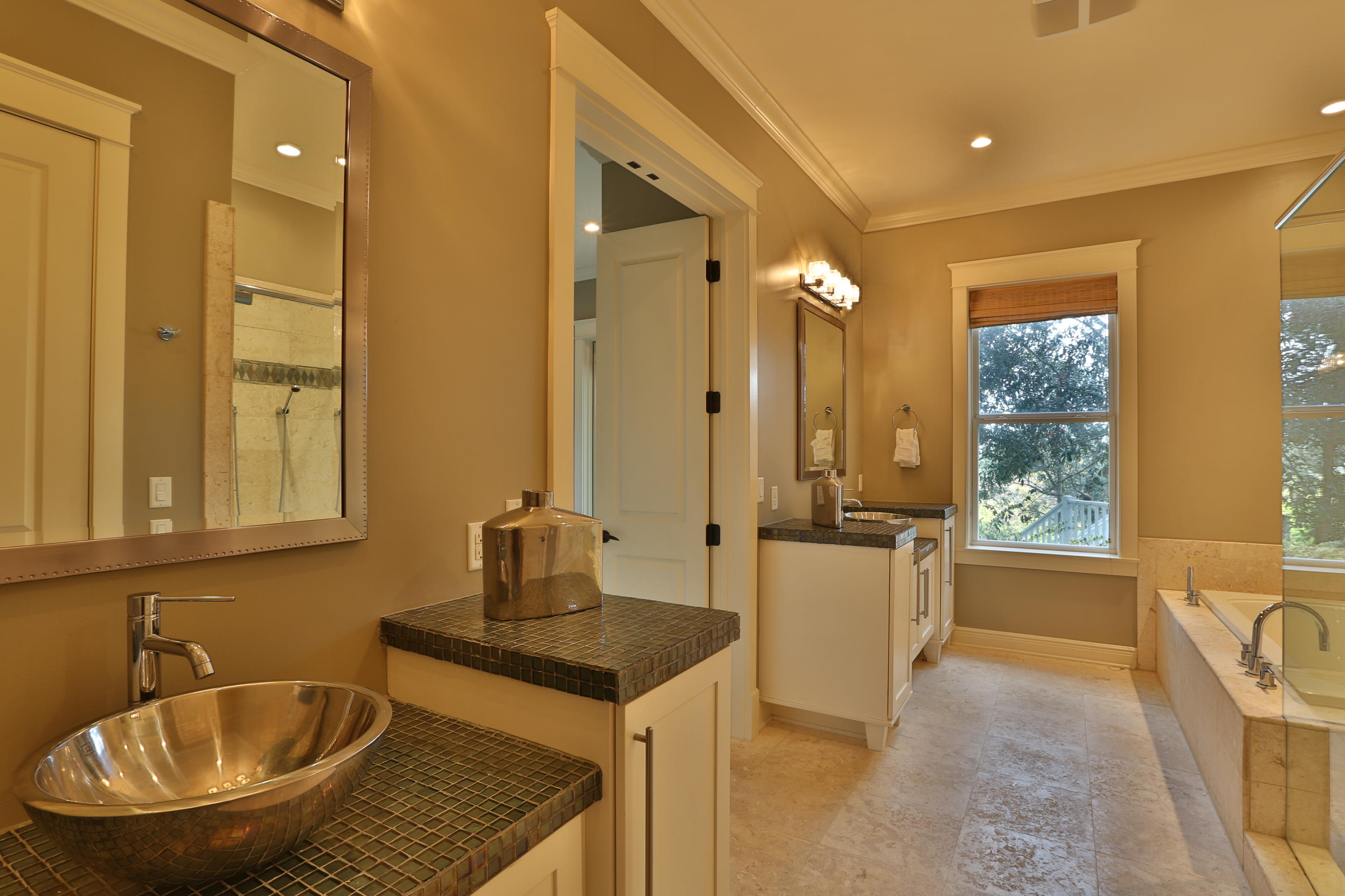 CREEKVIEW - Residential