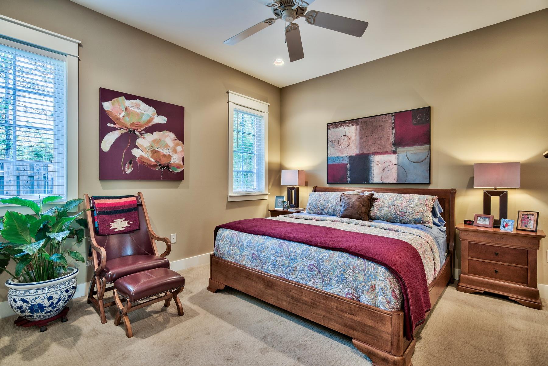 CARSON OAKS - Residential