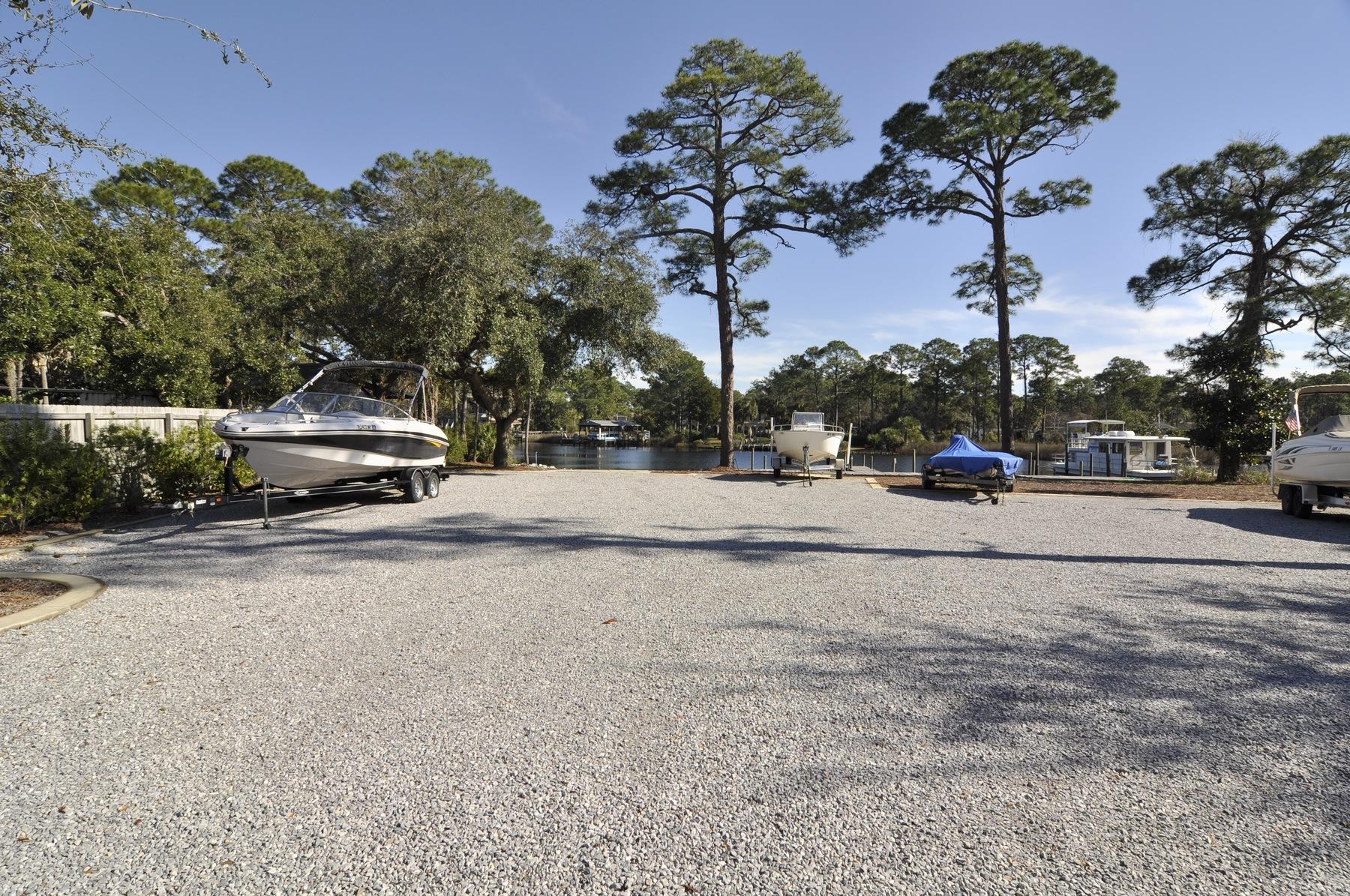 CARSON OAKS - Residential