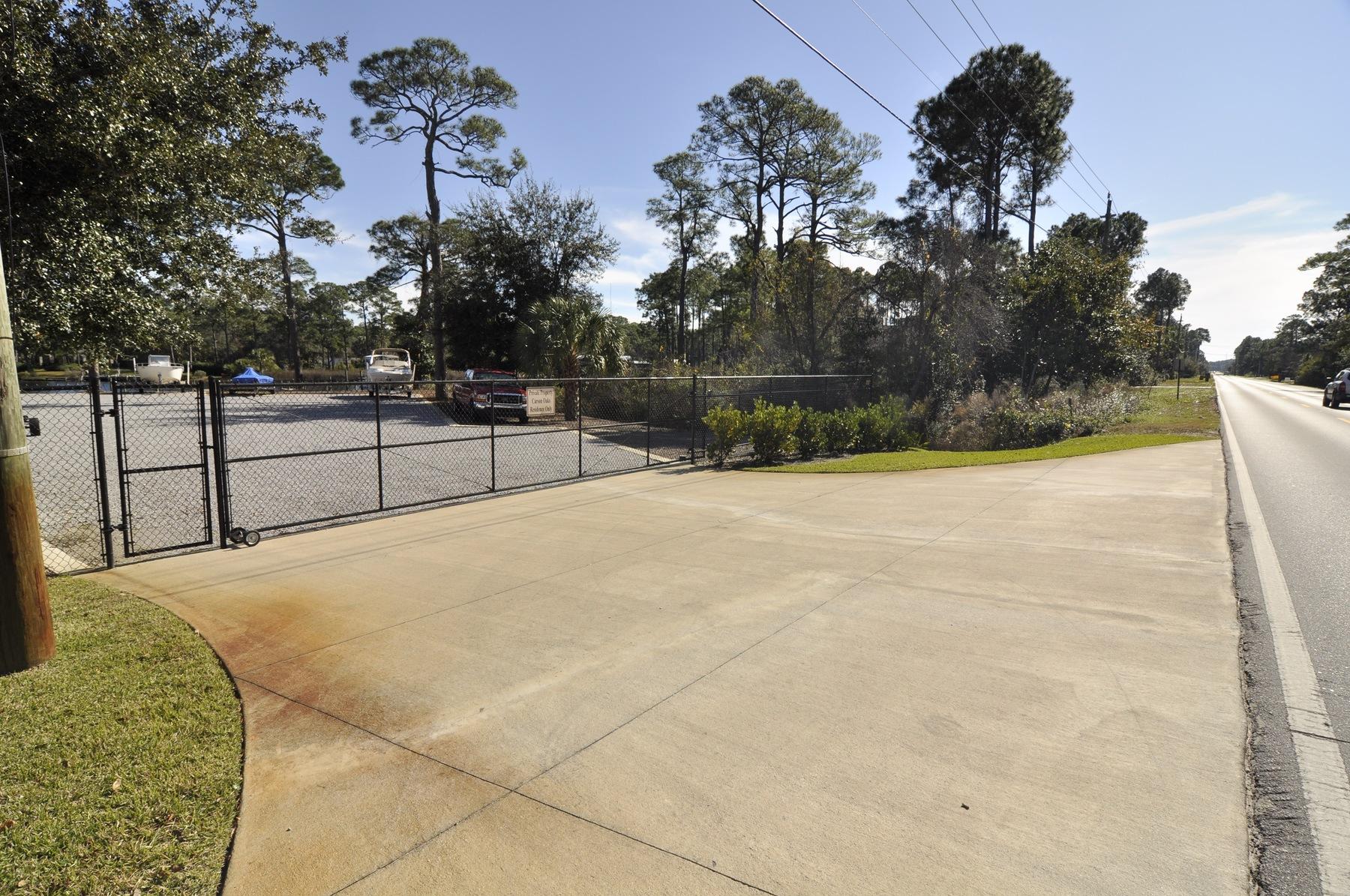 CARSON OAKS - Residential