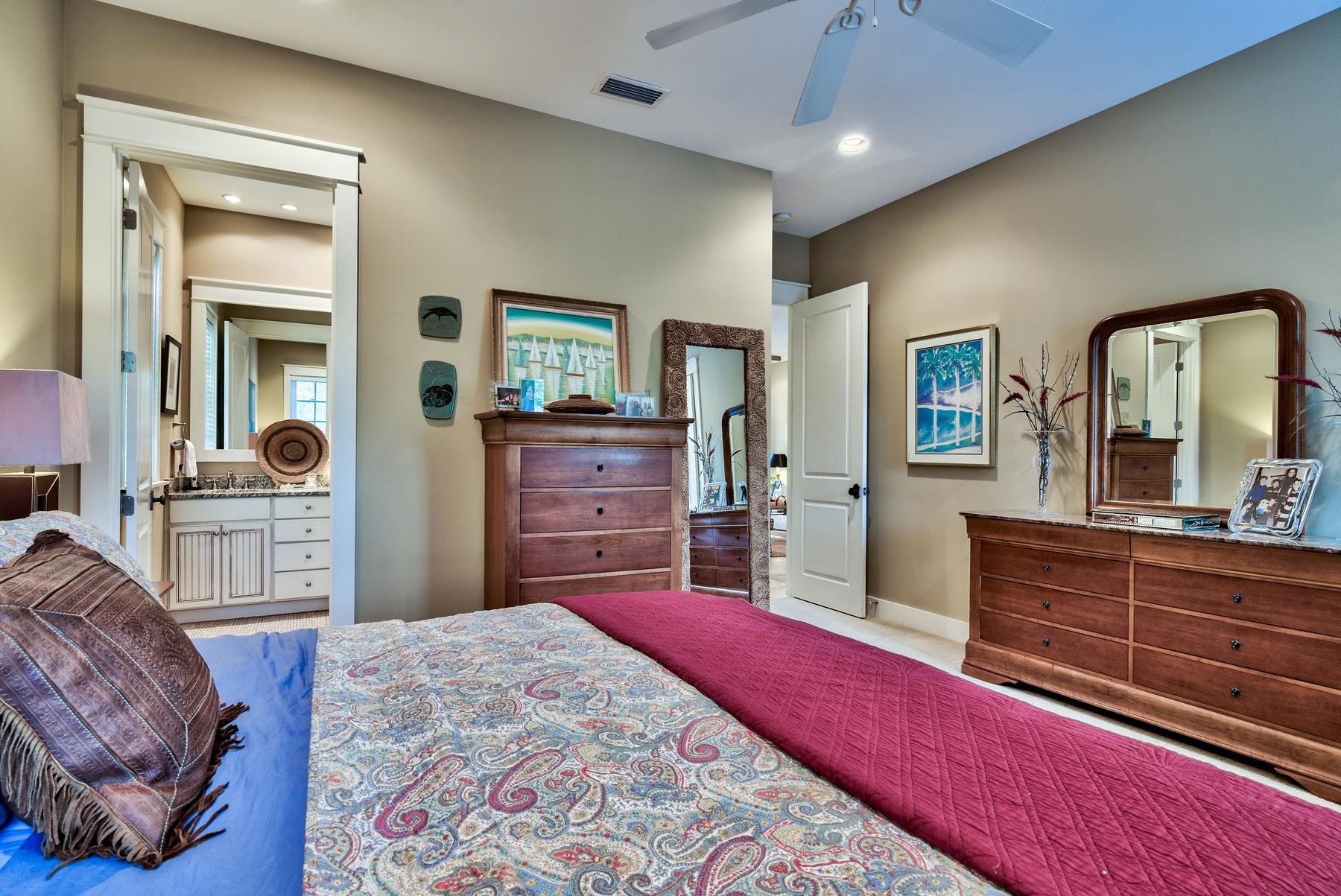 CARSON OAKS - Residential