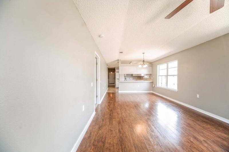 SHADOW LAKES - Residential