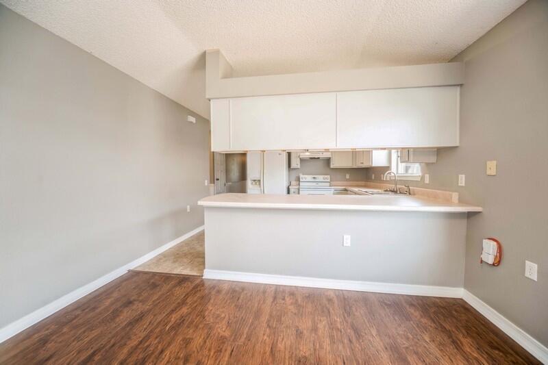 SHADOW LAKES - Residential