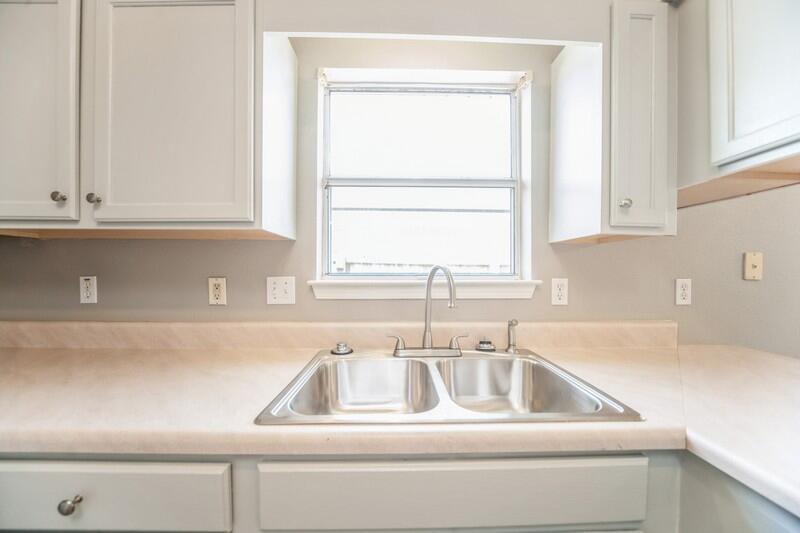 SHADOW LAKES - Residential