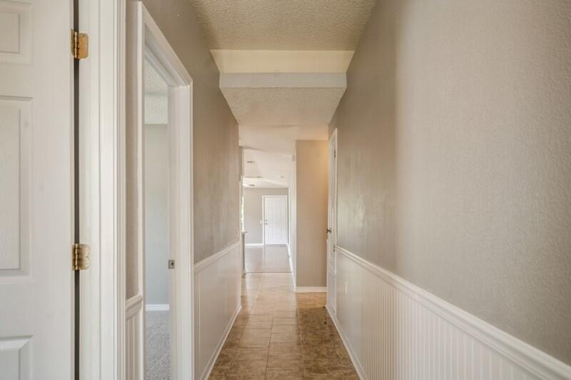 SHADOW LAKES - Residential