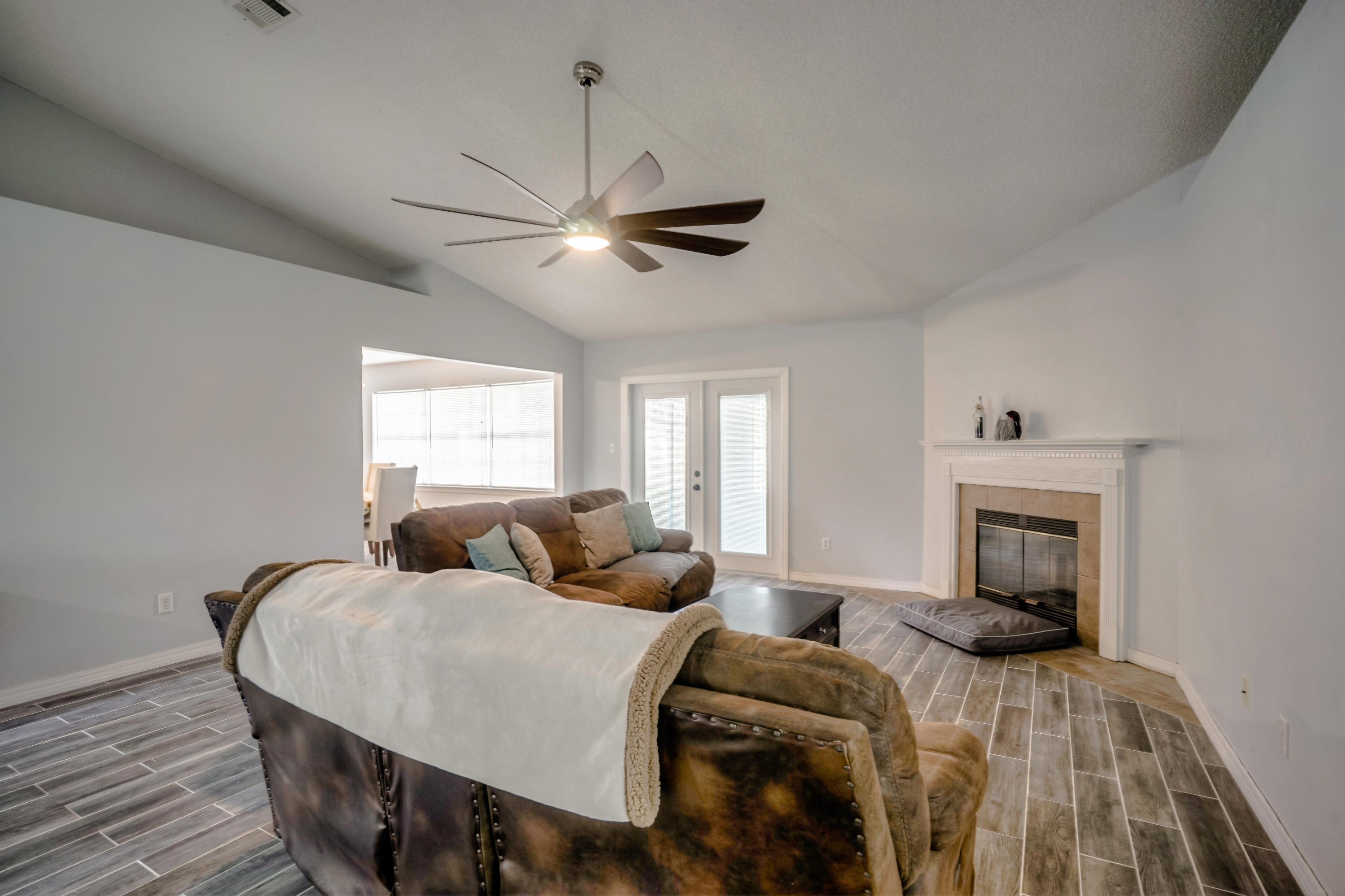 ORION LAKE - Residential