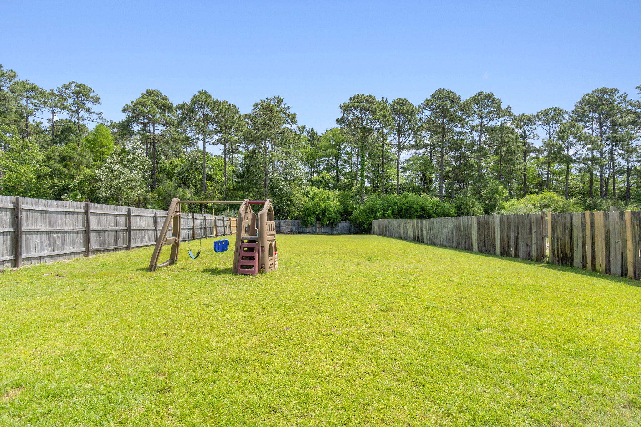 COTTAGES AT EAST RIVER - Residential