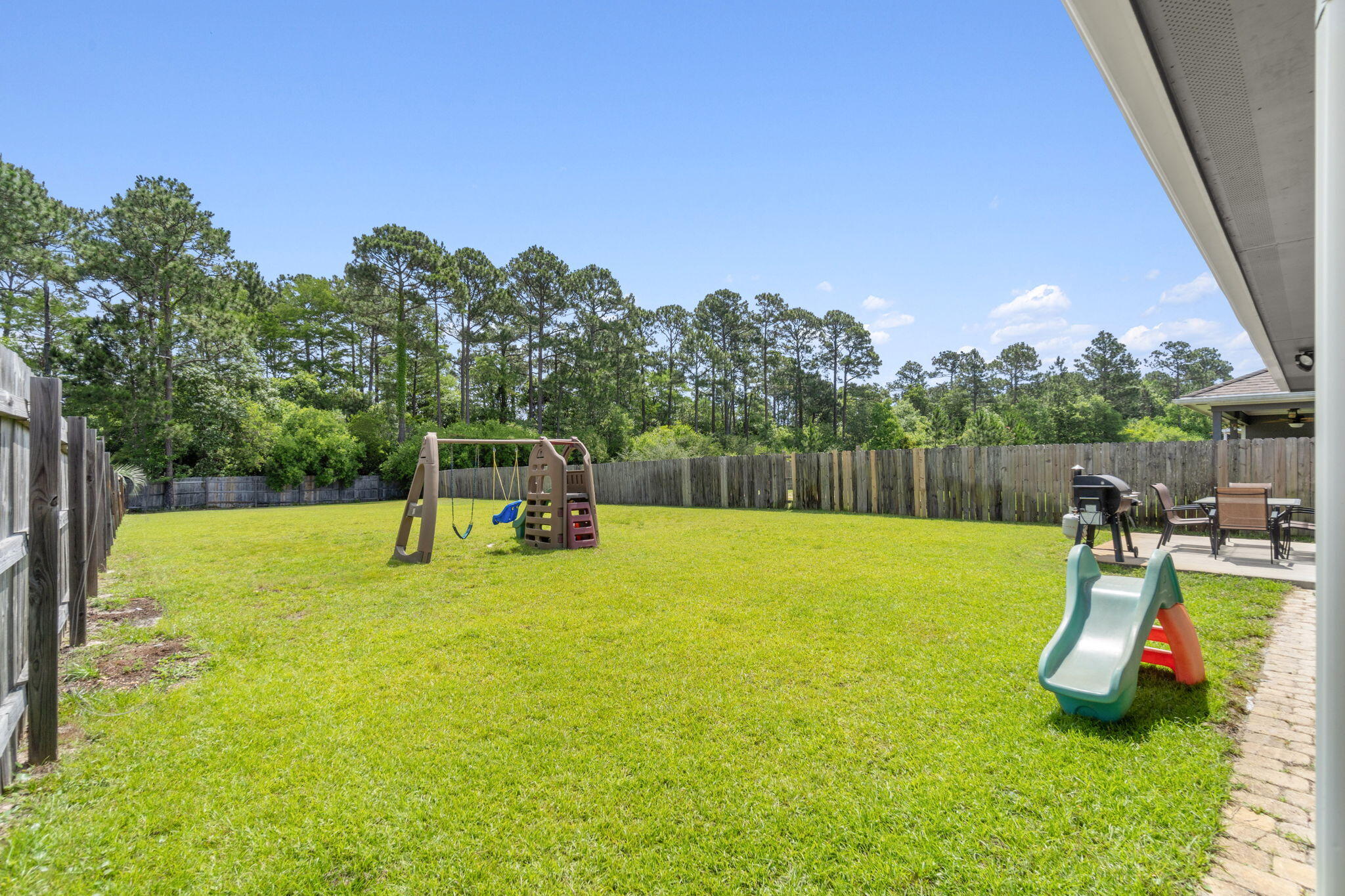 COTTAGES AT EAST RIVER - Residential