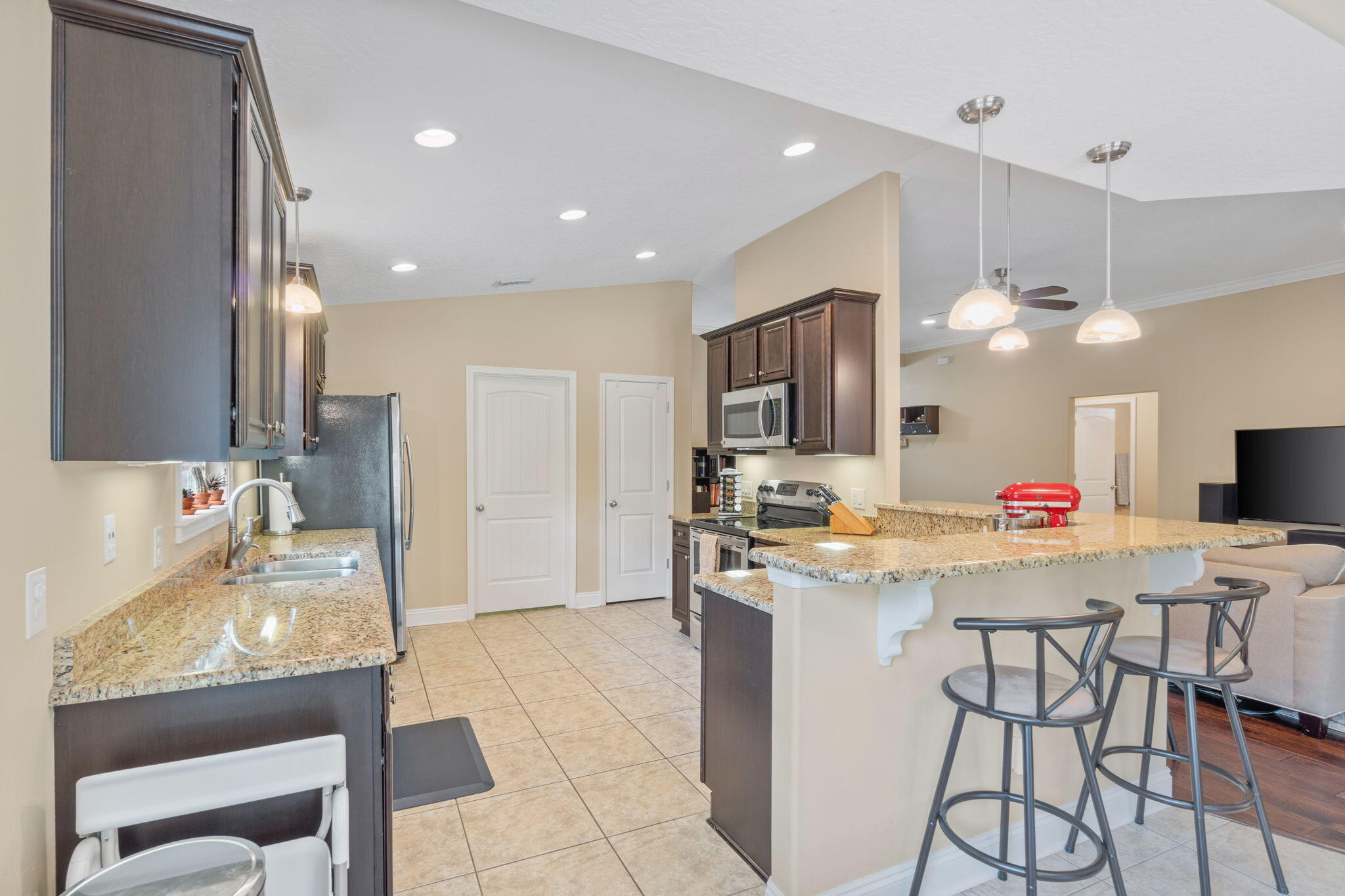 COTTAGES AT EAST RIVER - Residential