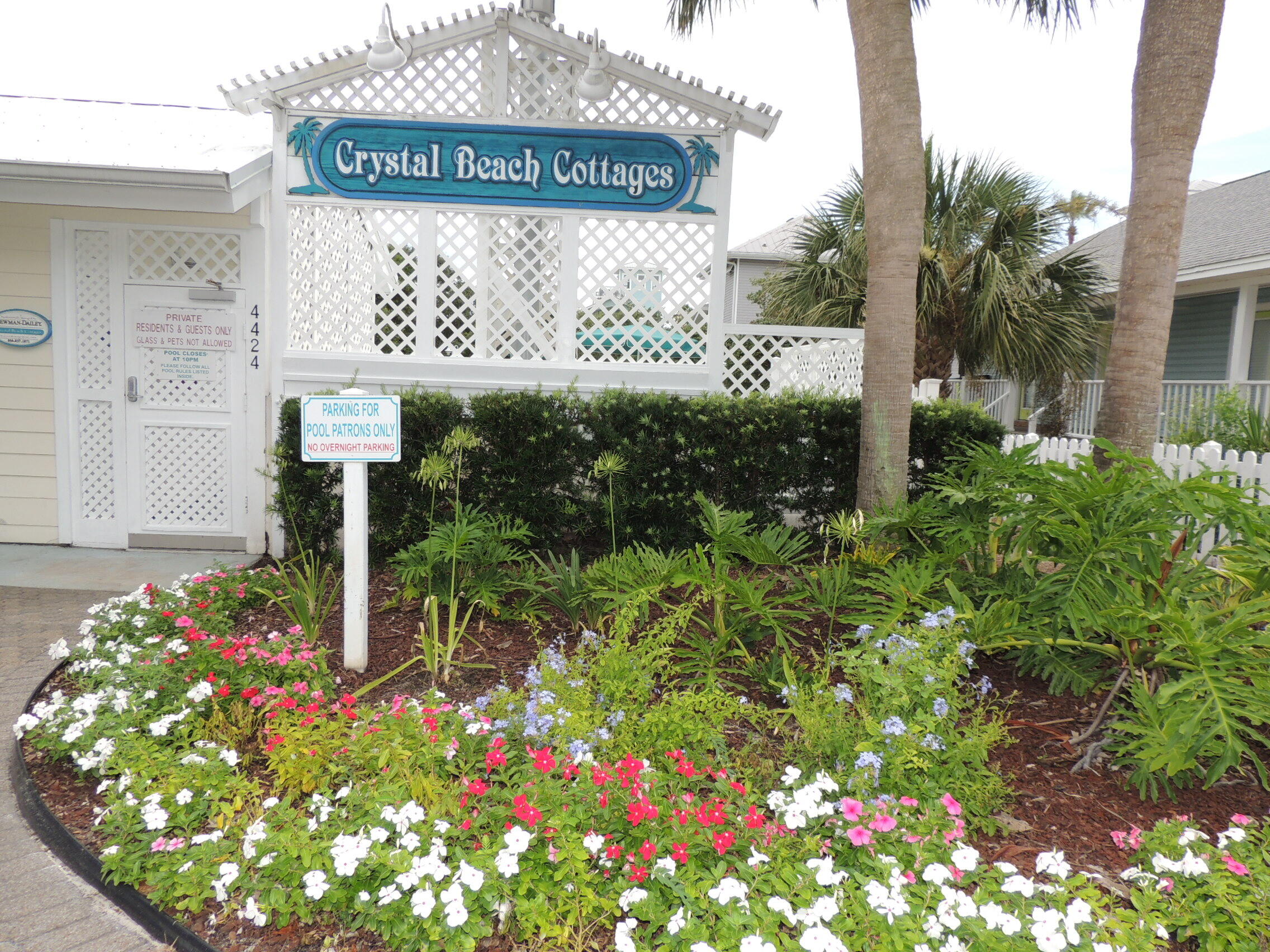 CRYSTAL BEACH COTTAGES PH 2 - Residential