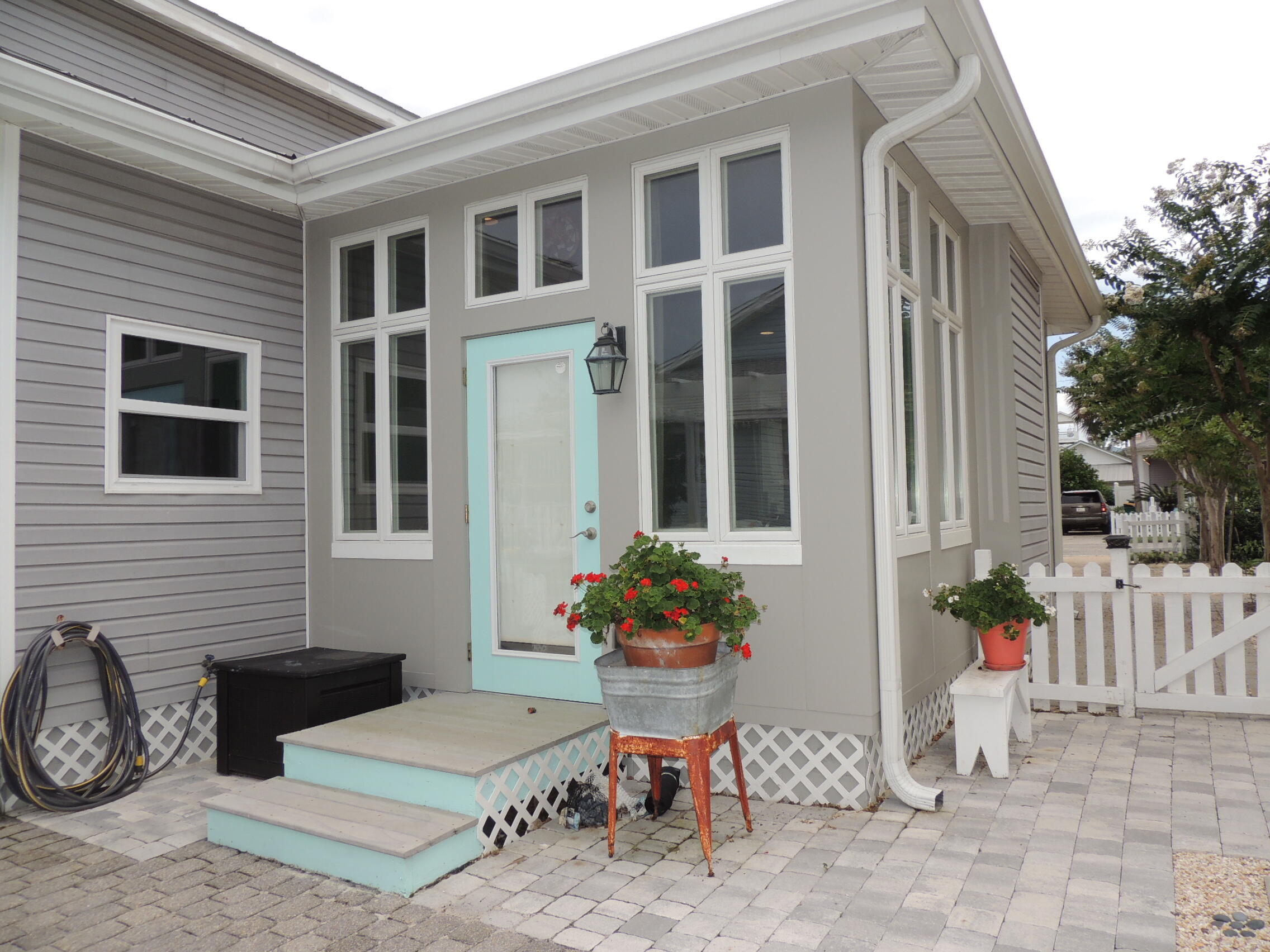 CRYSTAL BEACH COTTAGES PH 2 - Residential