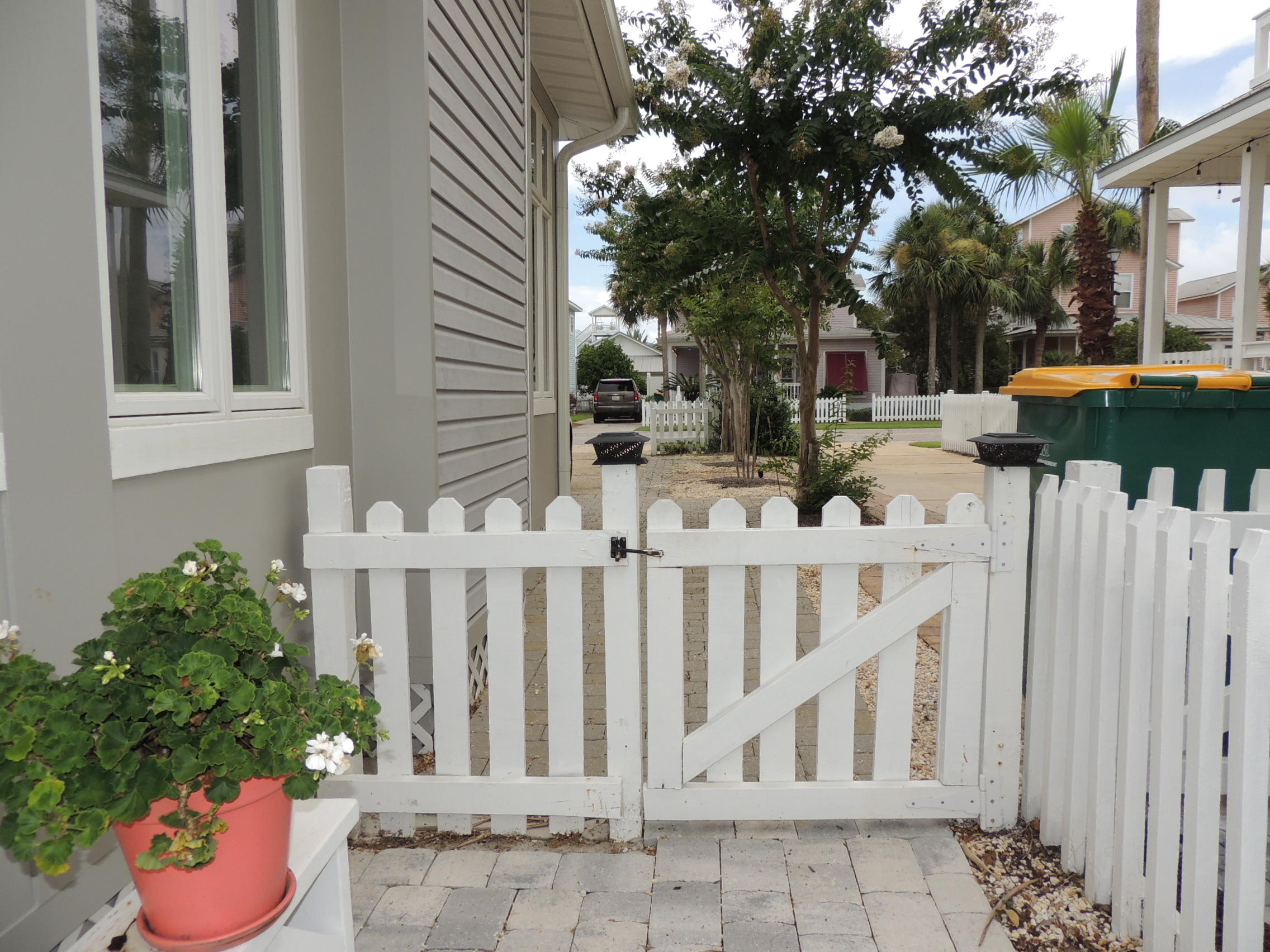 CRYSTAL BEACH COTTAGES PH 2 - Residential