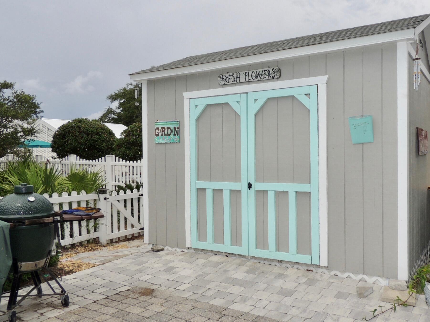 CRYSTAL BEACH COTTAGES PH 2 - Residential