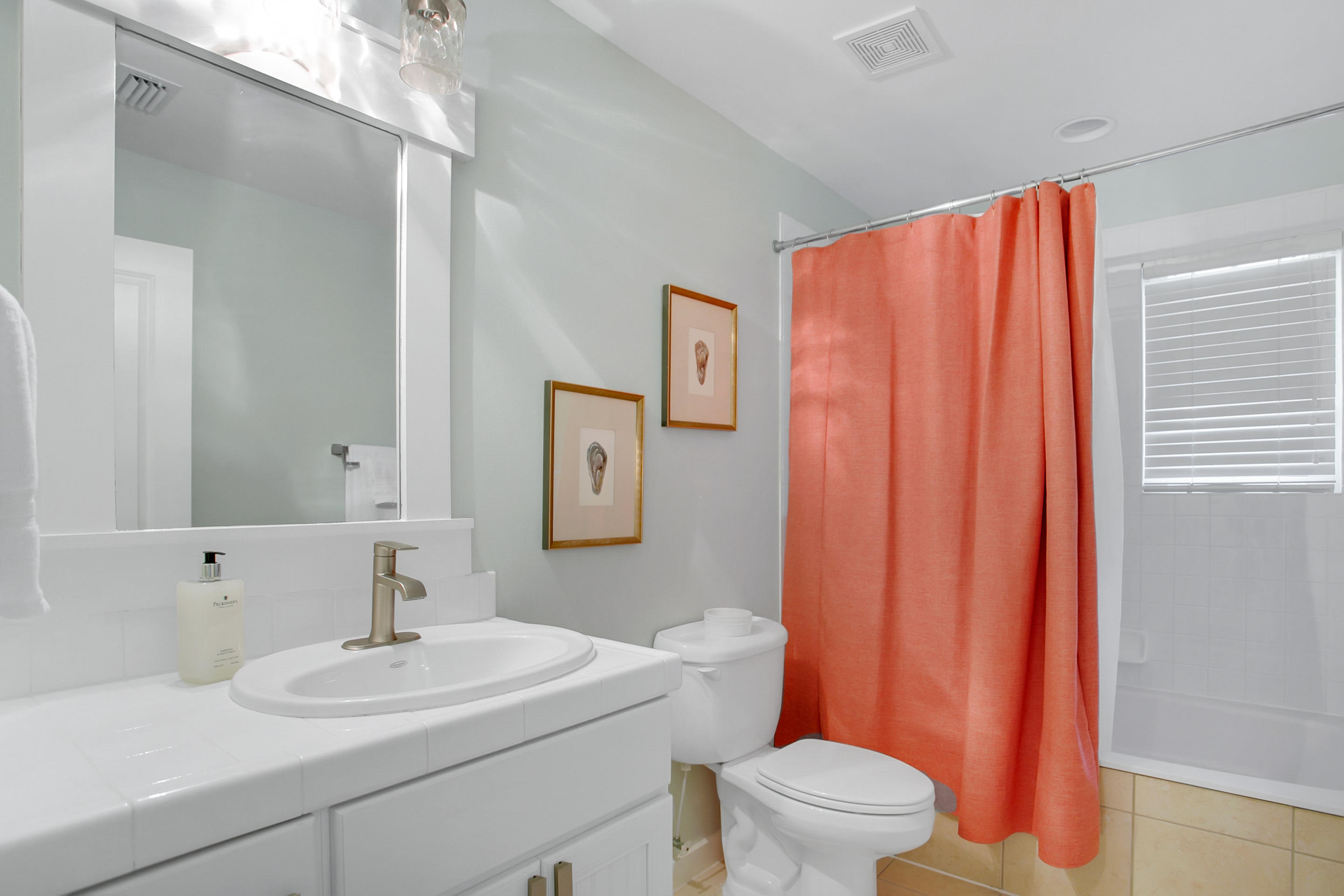 LAUREL GROVE - Residential