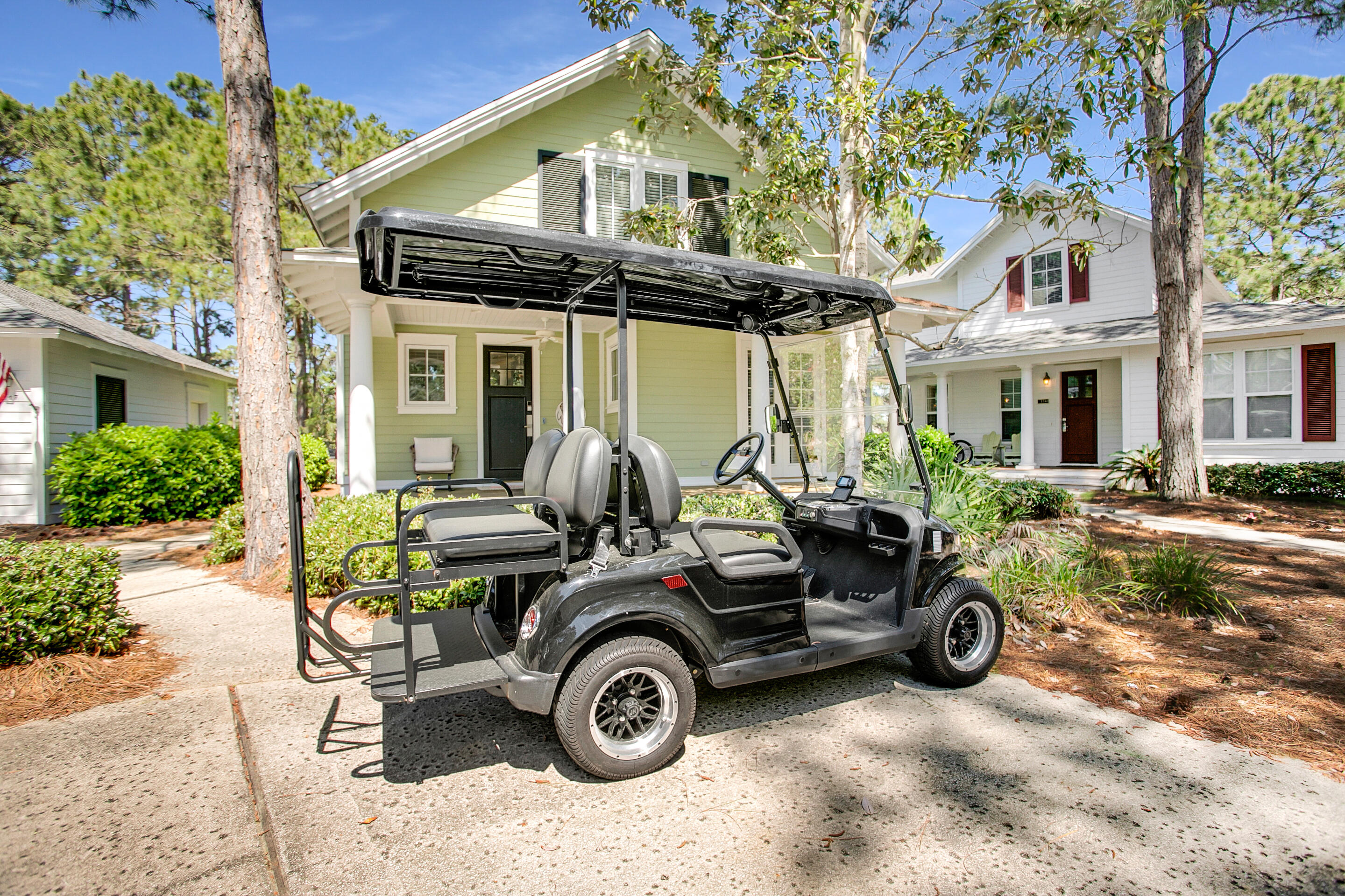 LAUREL GROVE - Residential