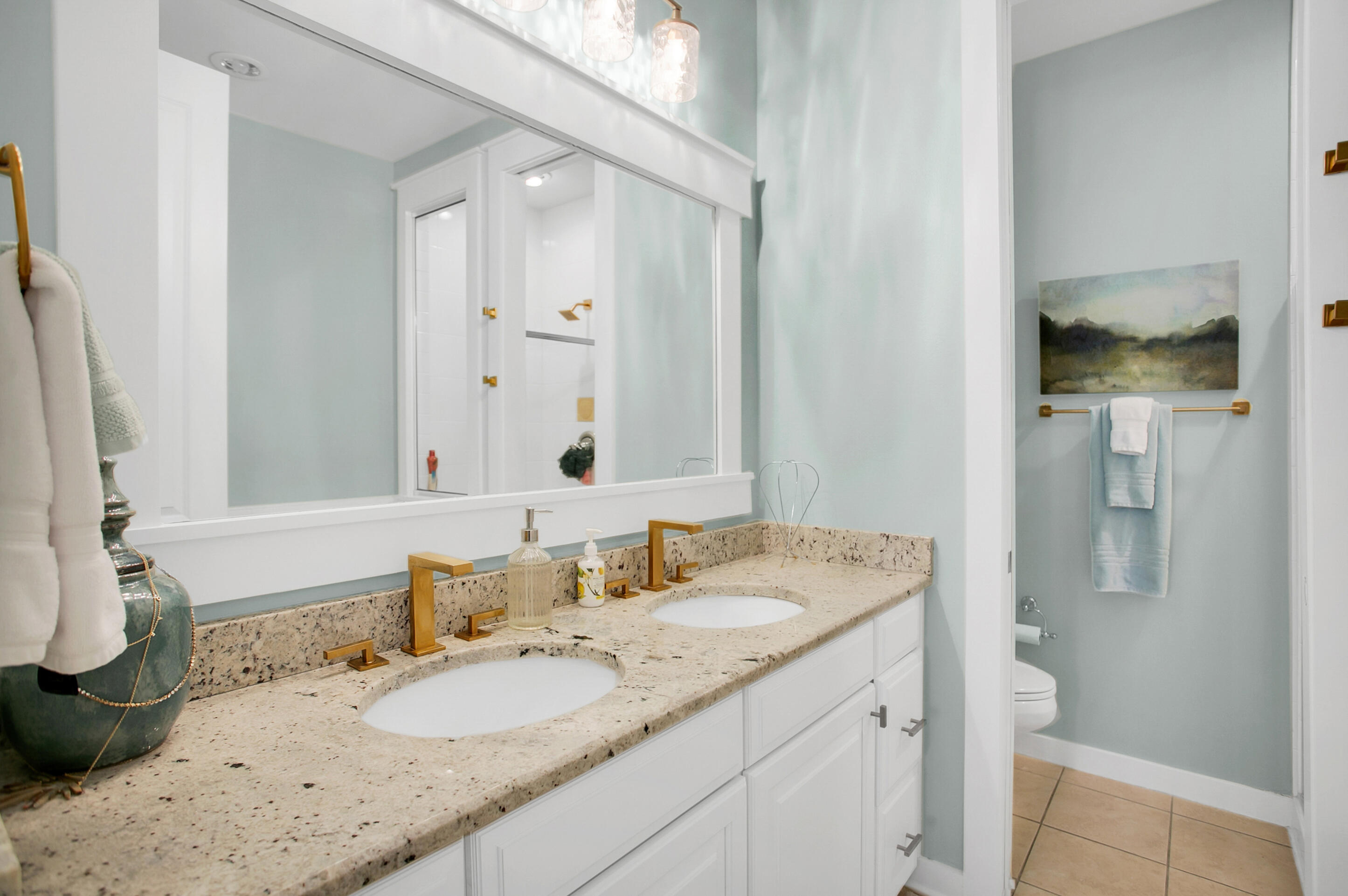 LAUREL GROVE - Residential