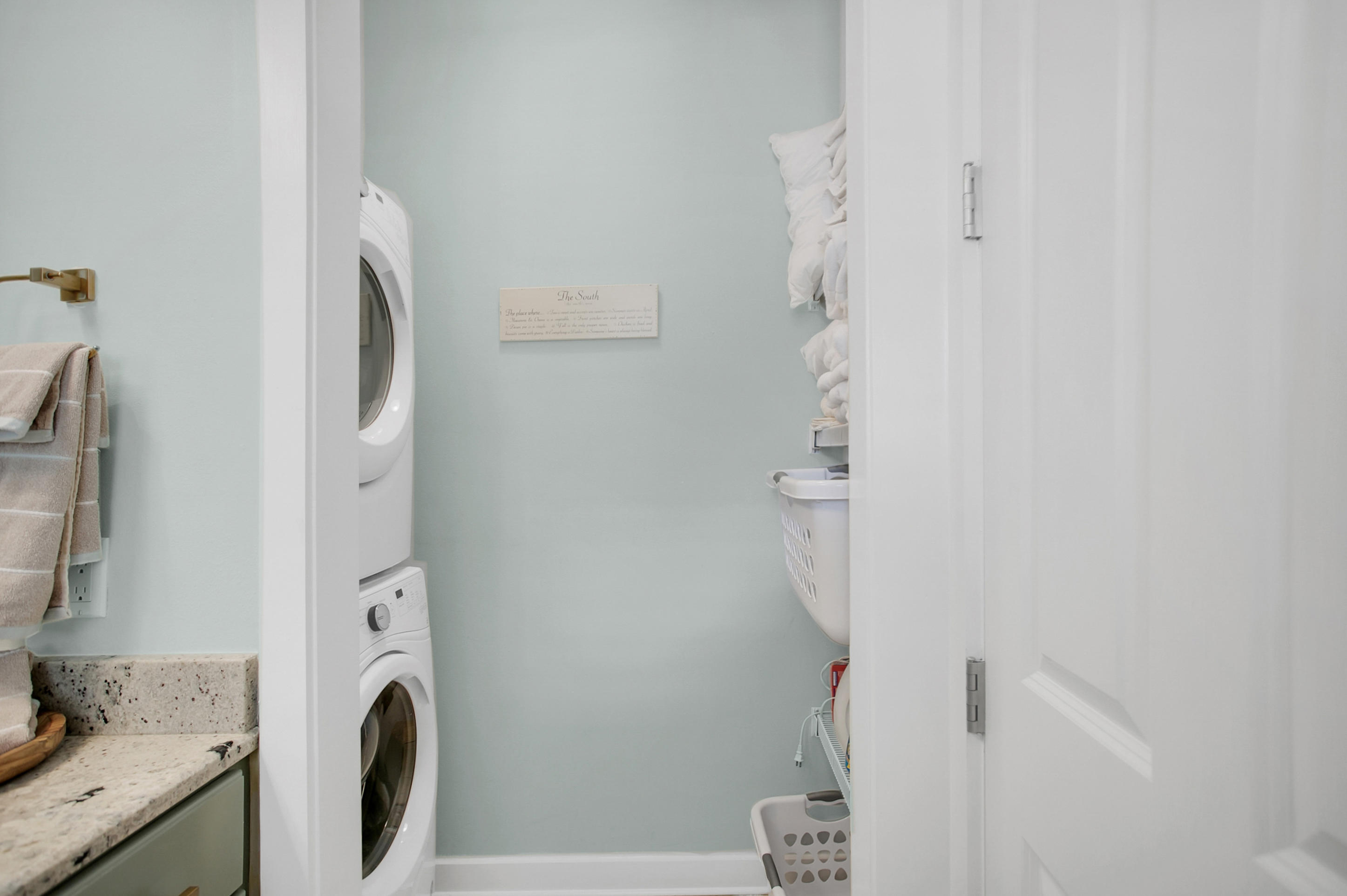 LAUREL GROVE - Residential