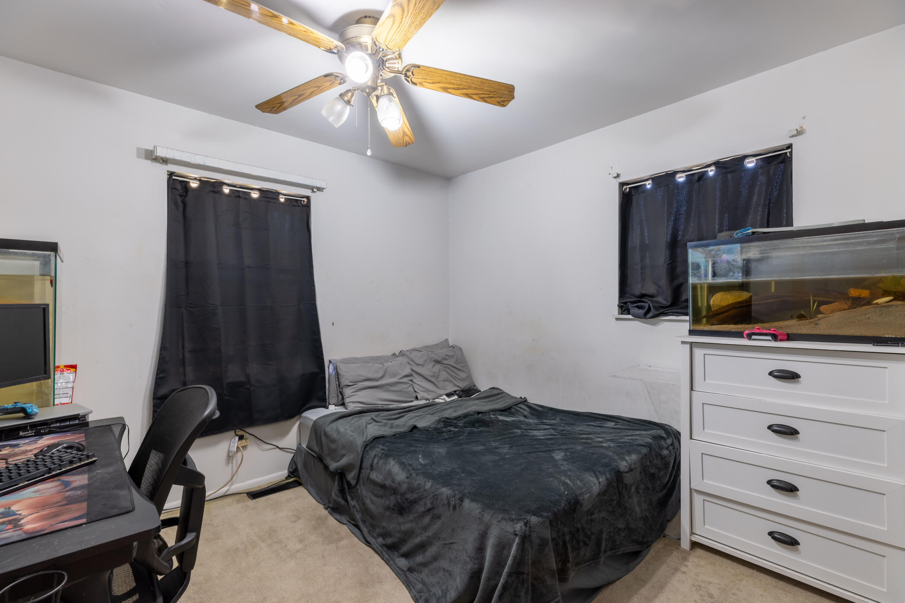 MALLORY HEIGHTS - Residential