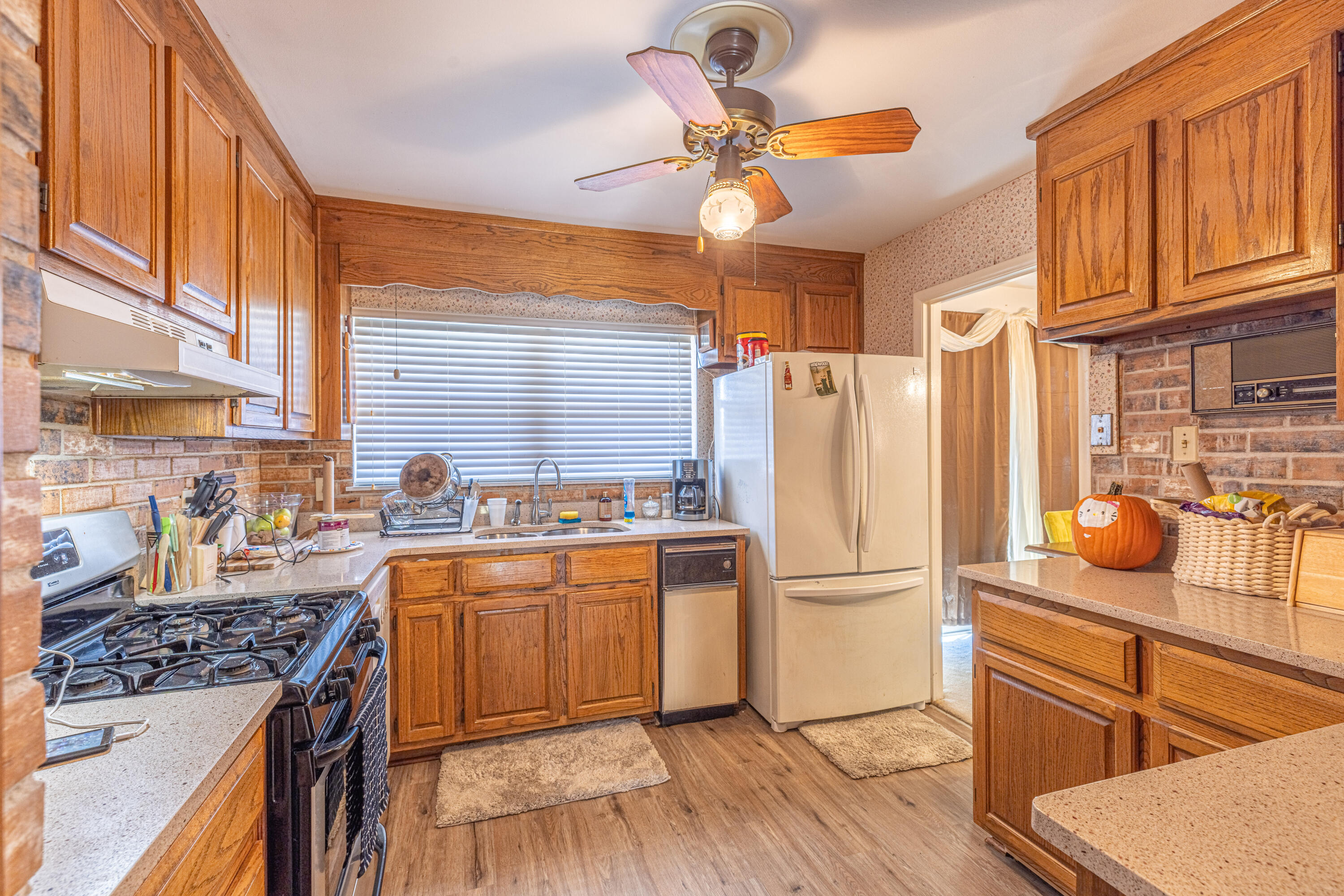 MALLORY HEIGHTS - Residential