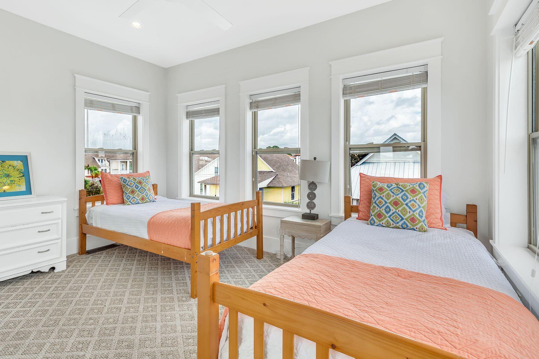 MAGNOLIA DUNE - Residential