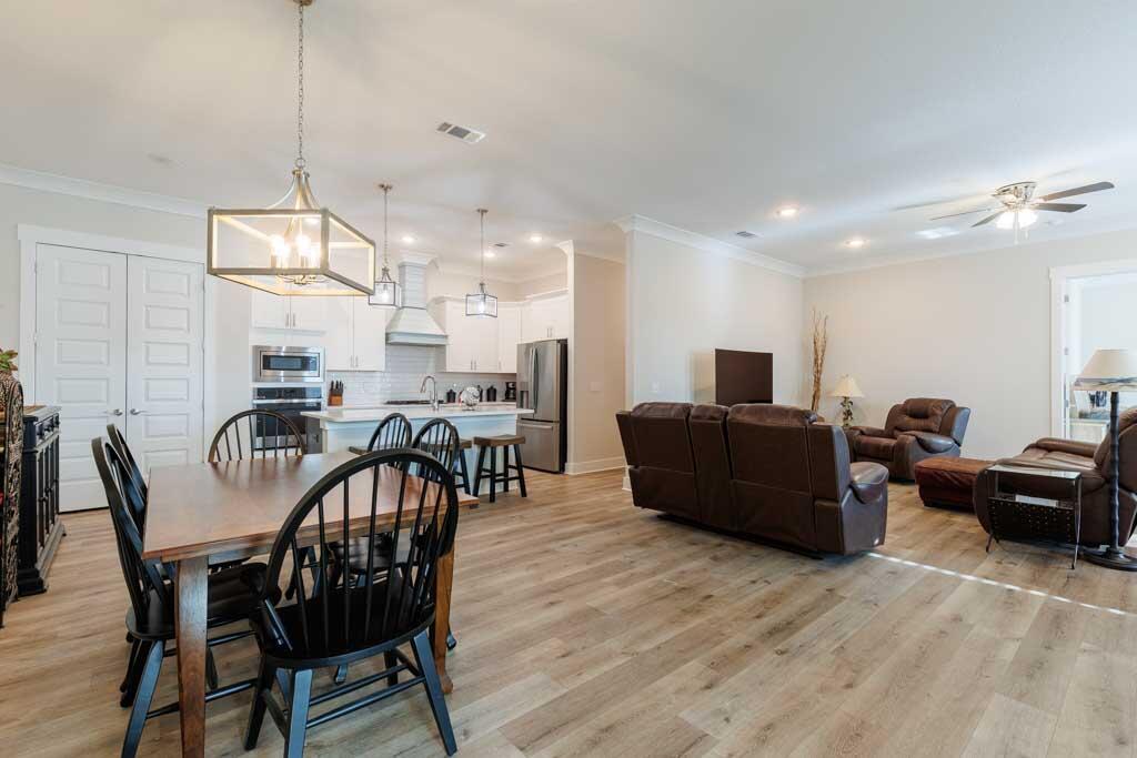 Deer Moss Creek - Residential