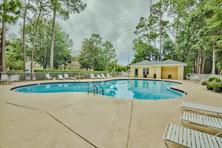 POINTE OF VIEW - Residential