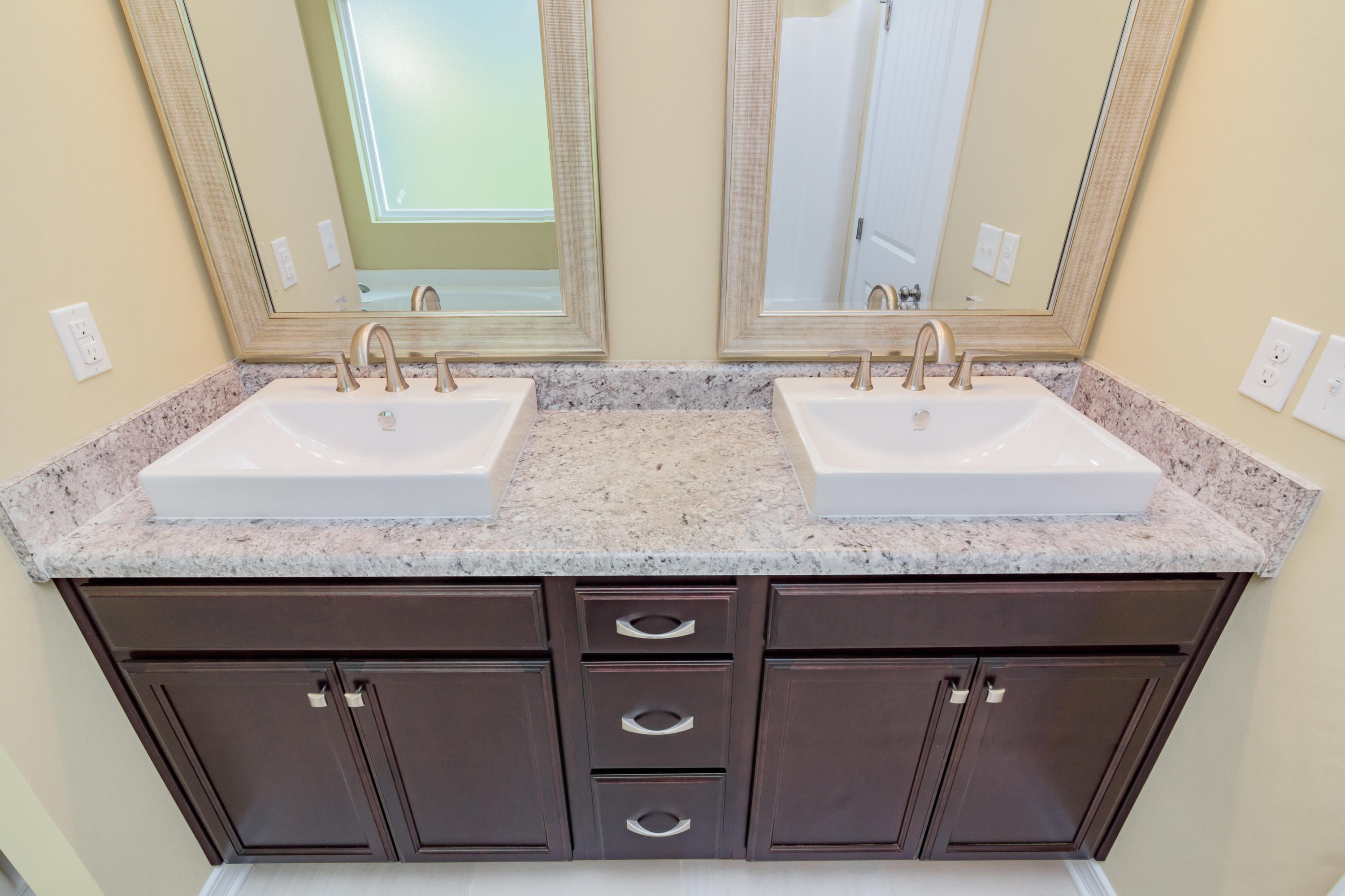 STILLWELL SOUTH - Residential