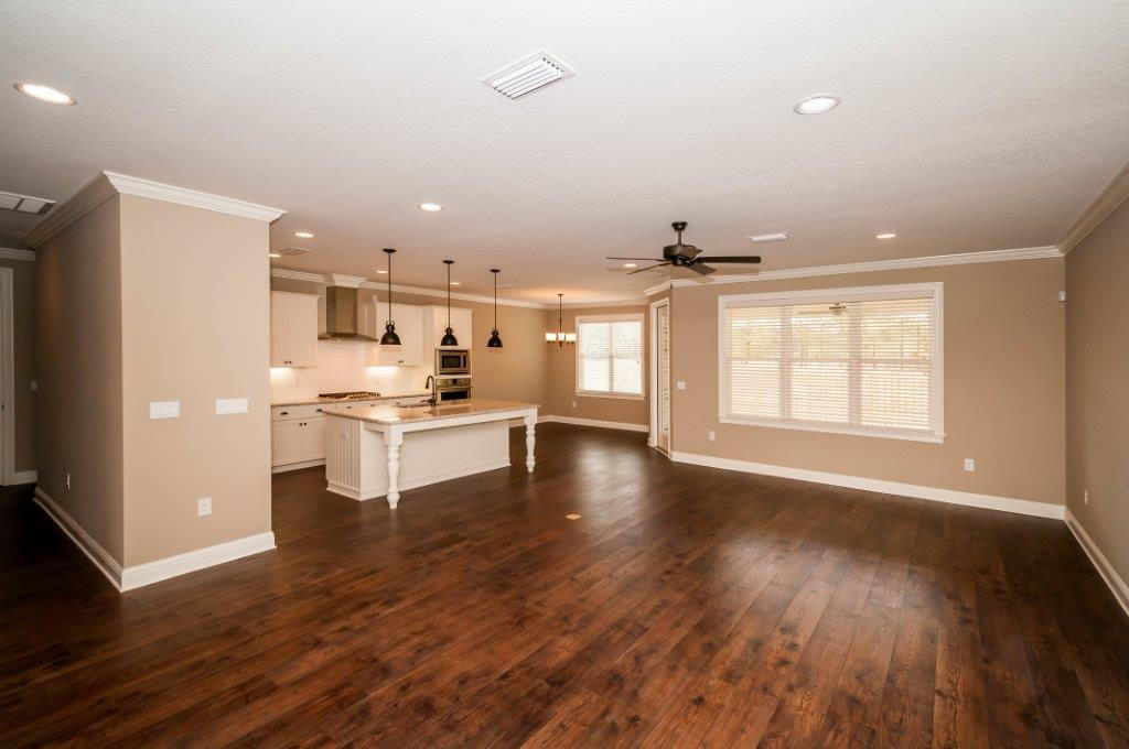 HAMMOCK BAY - Residential