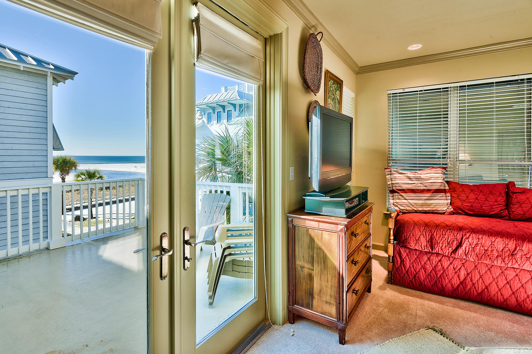 GRAYTON BEACH COTTAGES - Residential