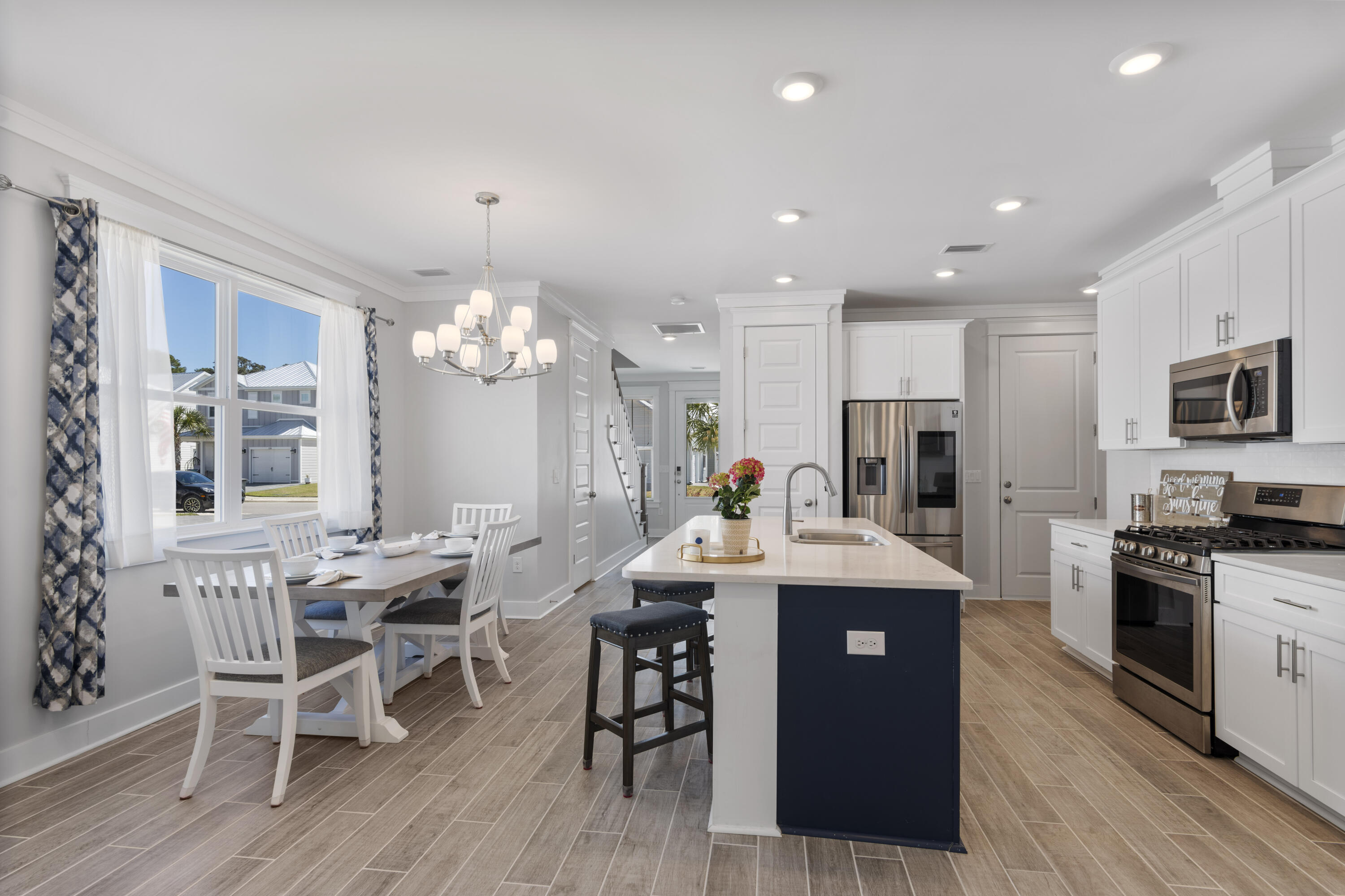 Daxton on the Bay - Residential