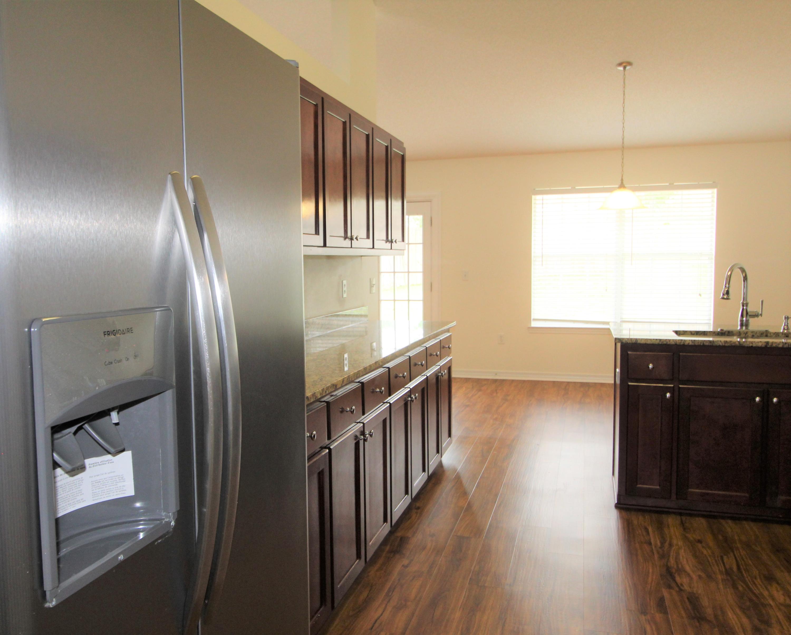 ALICIA PLACE - Residential