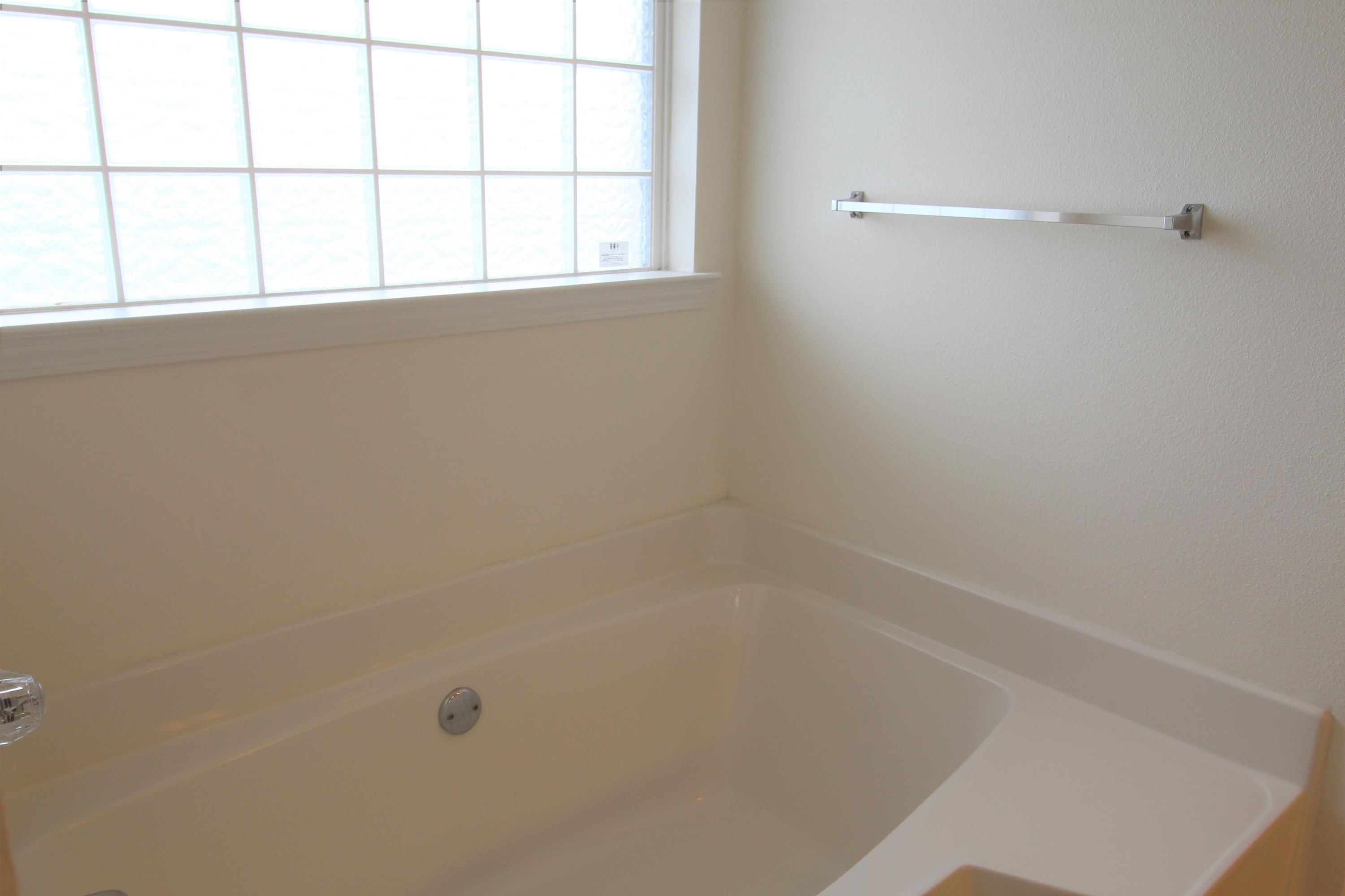 ALICIA PLACE - Residential