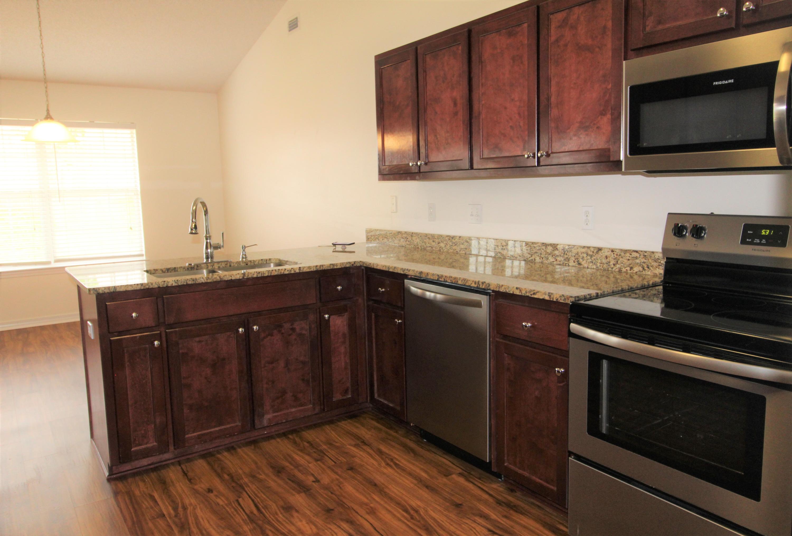 ALICIA PLACE - Residential