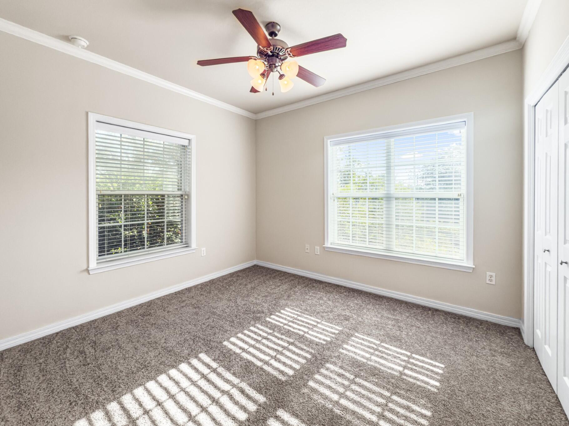 MERIDIAN SQUARE T/H - Residential