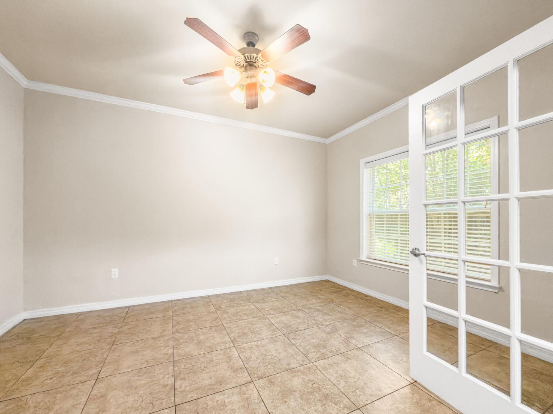 MERIDIAN SQUARE T/H - Residential