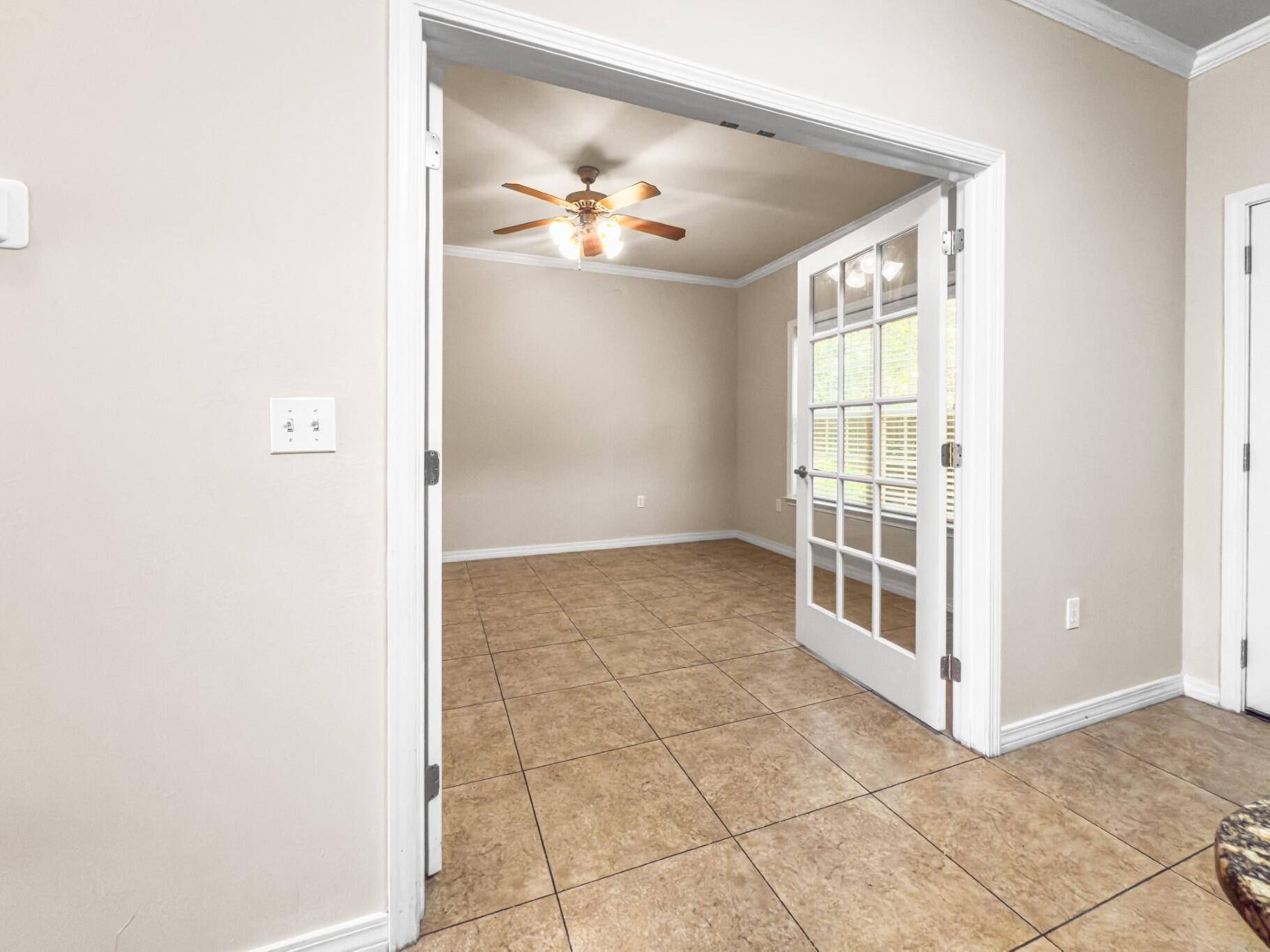 MERIDIAN SQUARE T/H - Residential