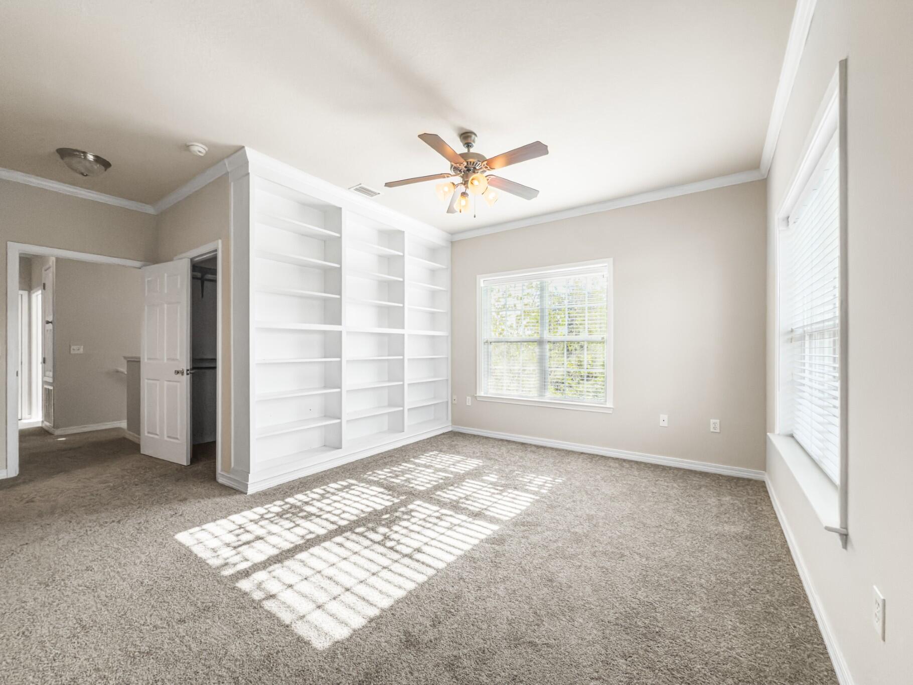 MERIDIAN SQUARE T/H - Residential