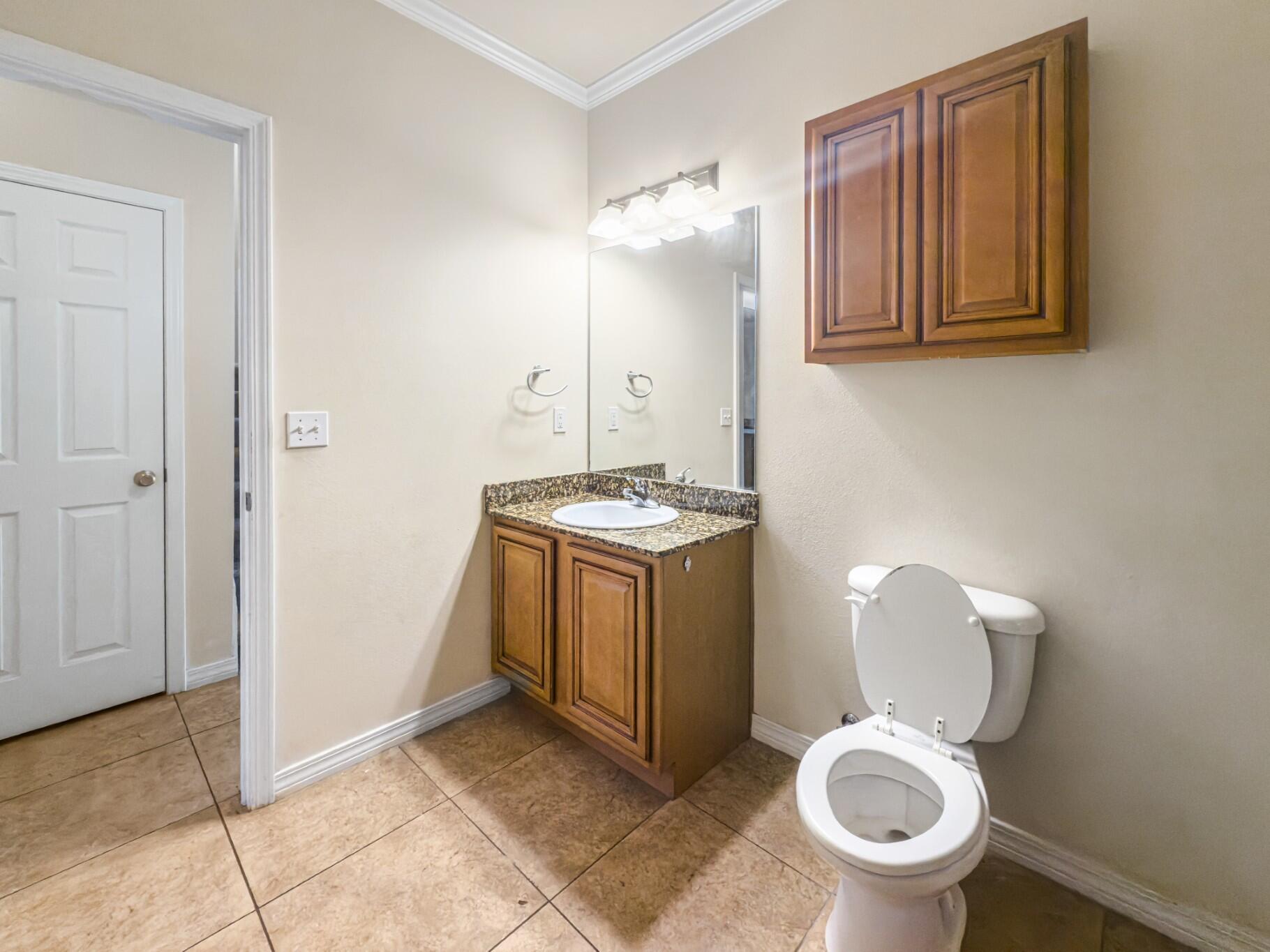MERIDIAN SQUARE T/H - Residential