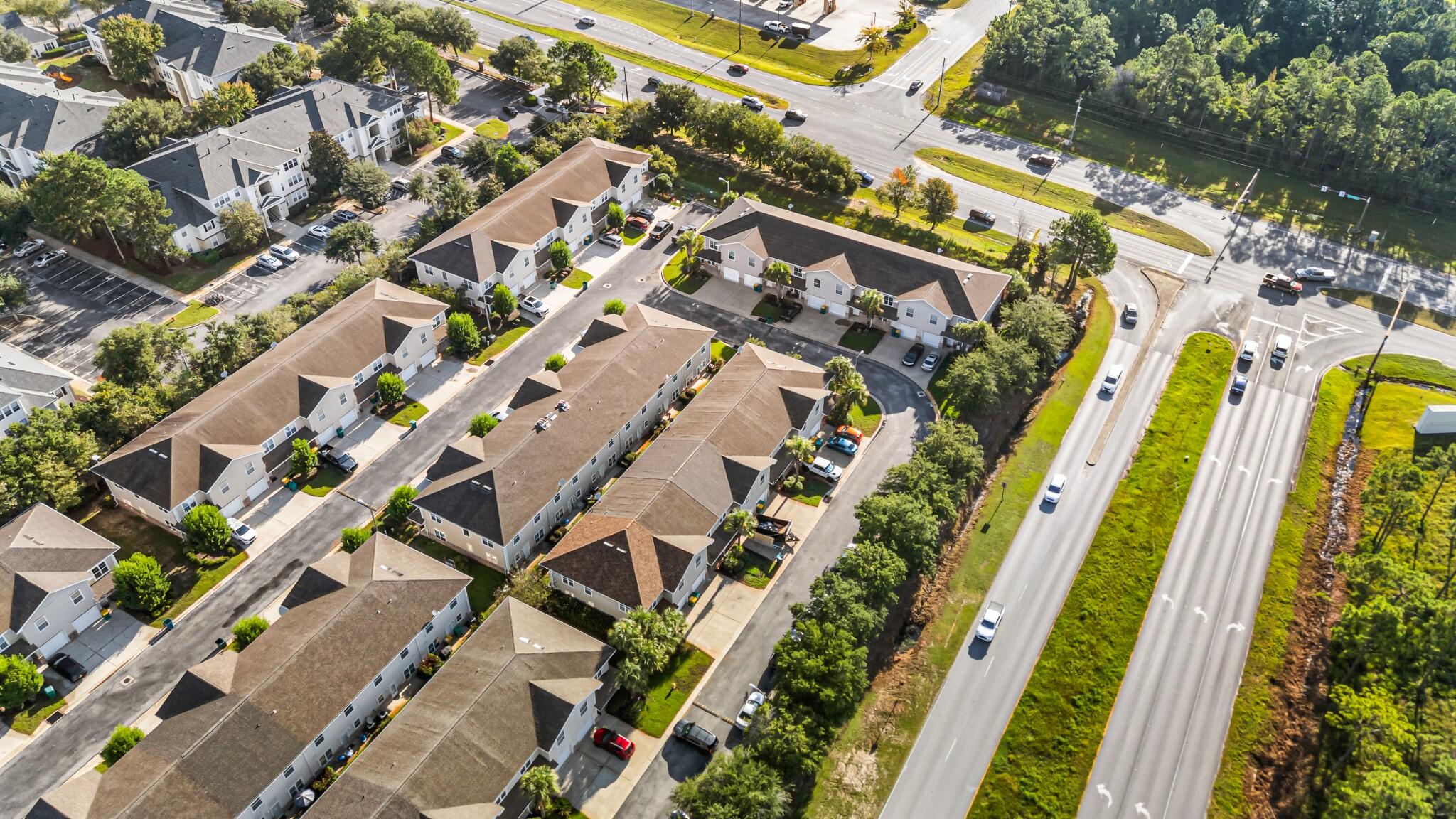 MERIDIAN SQUARE T/H - Residential