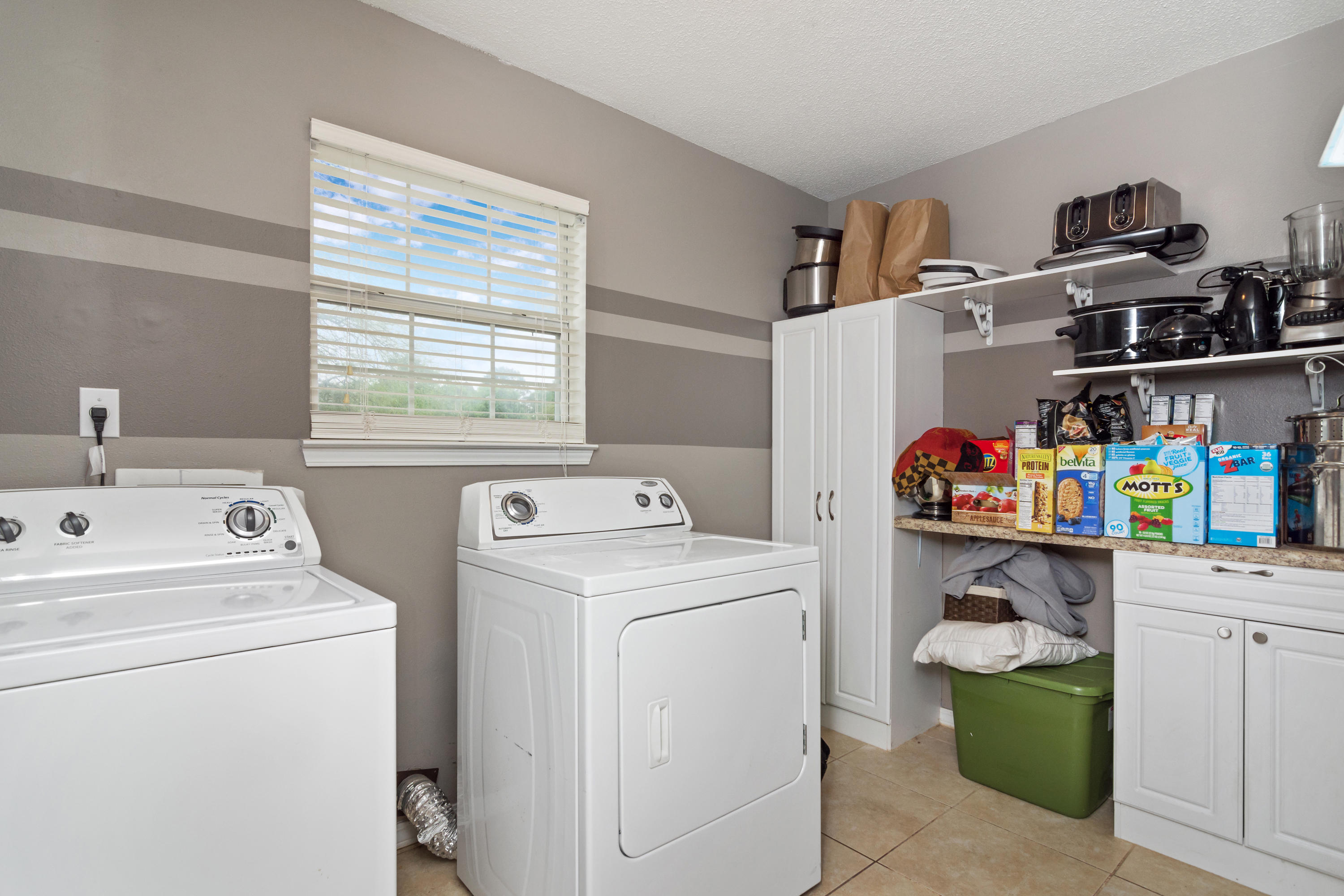 NORTHVIEW ESTATES 7TH ADDN - Residential