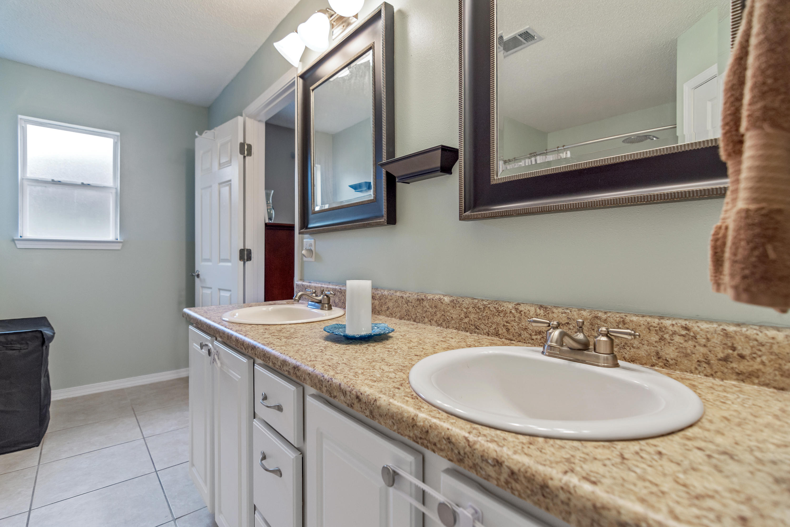 NORTHVIEW ESTATES 7TH ADDN - Residential