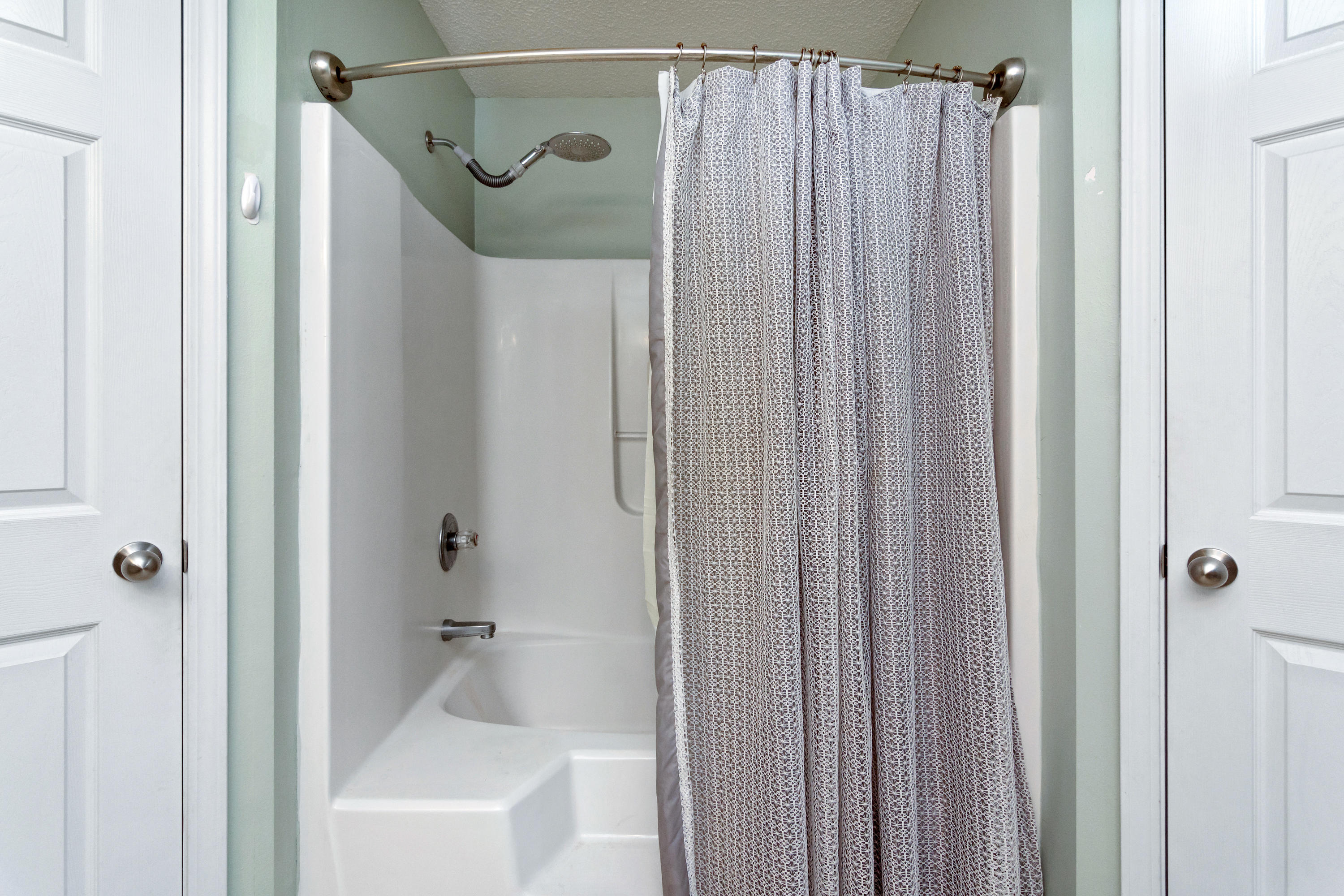 NORTHVIEW ESTATES 7TH ADDN - Residential