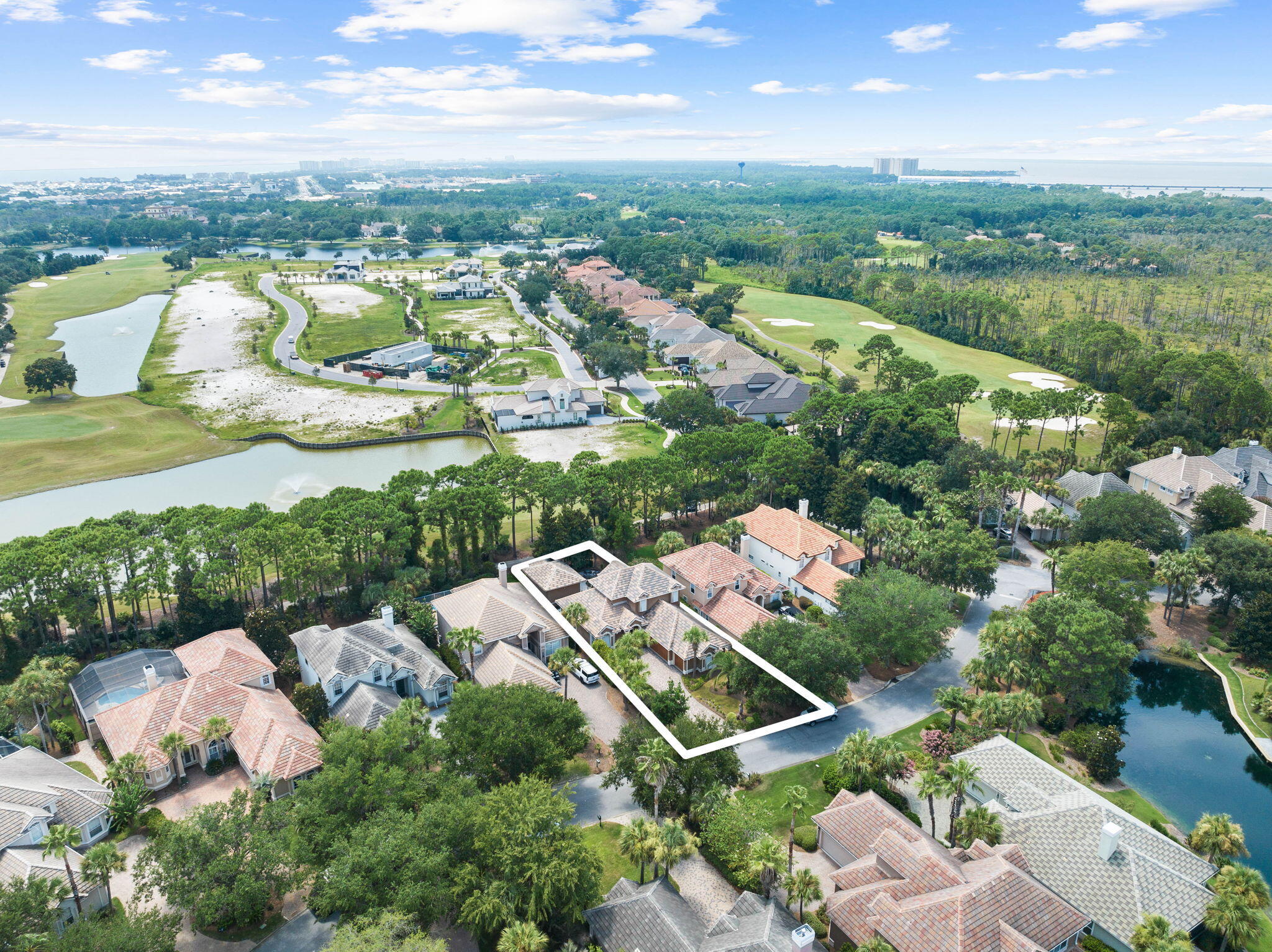 REGATTA BAY - Residential