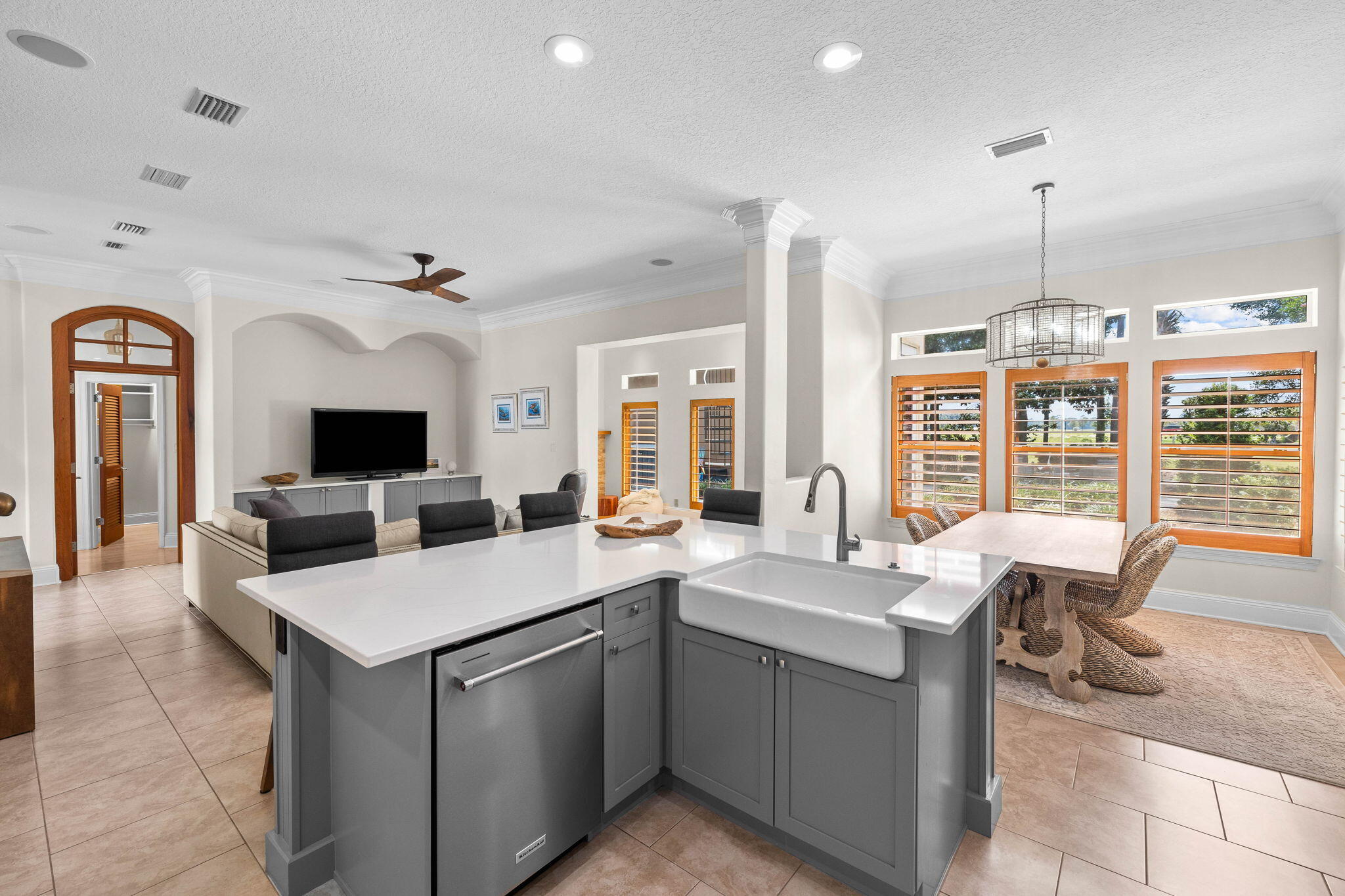 REGATTA BAY - Residential