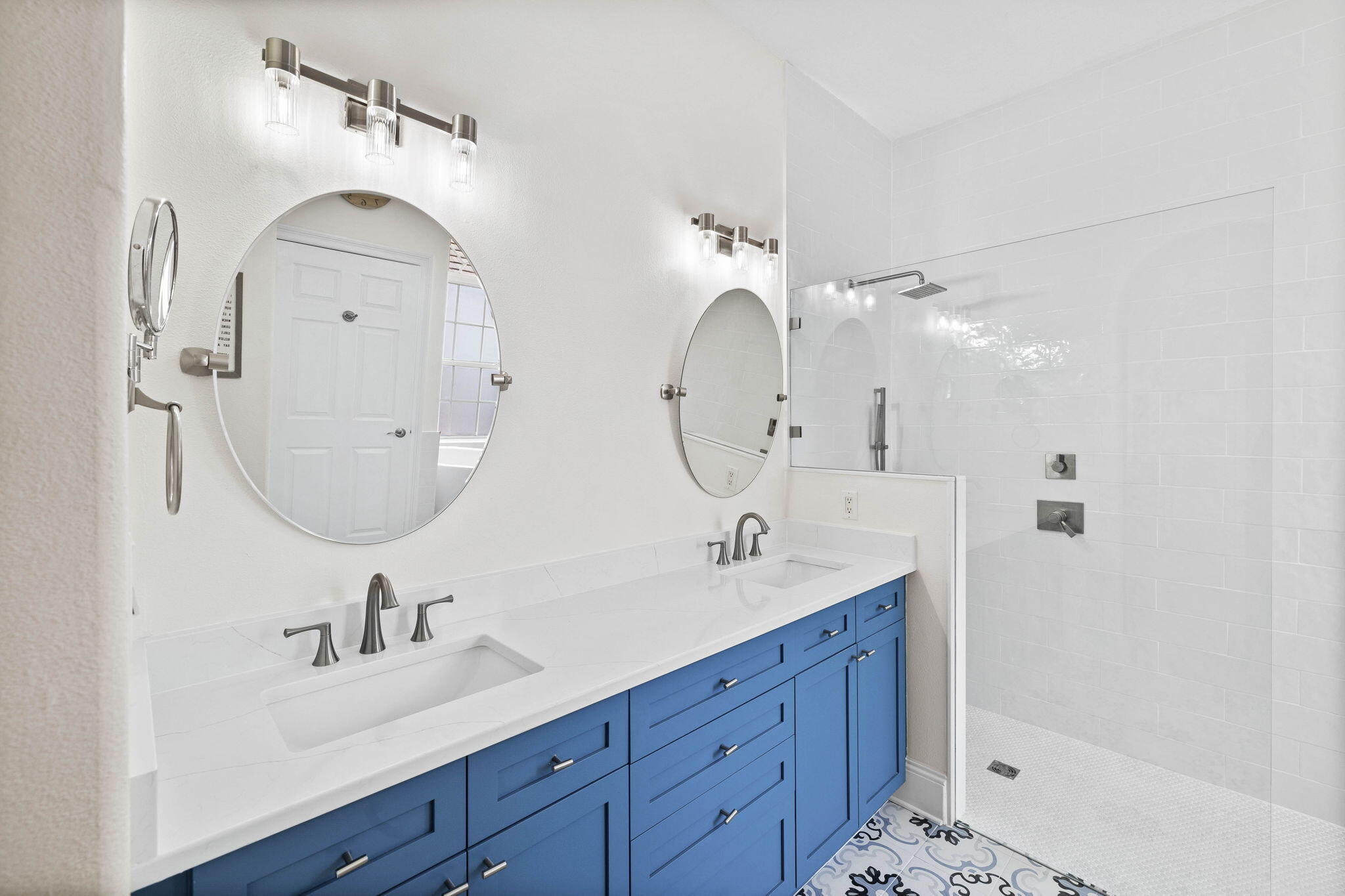 REGATTA BAY - Residential