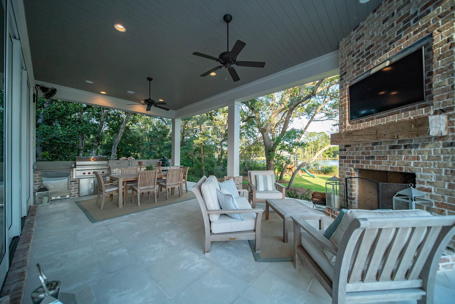 BOTANY BAYOU - Residential