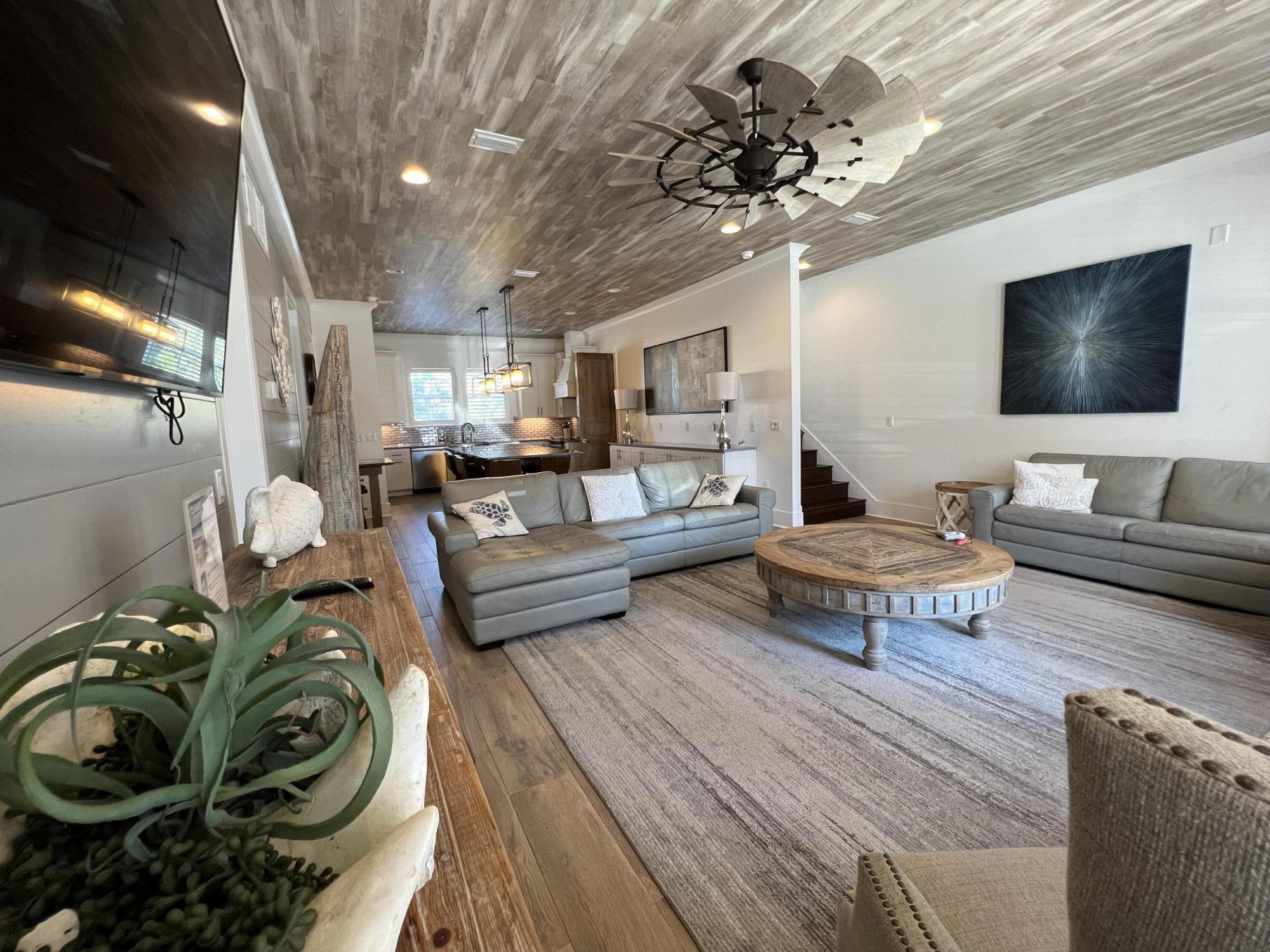 The Retreat at Miramar - Residential